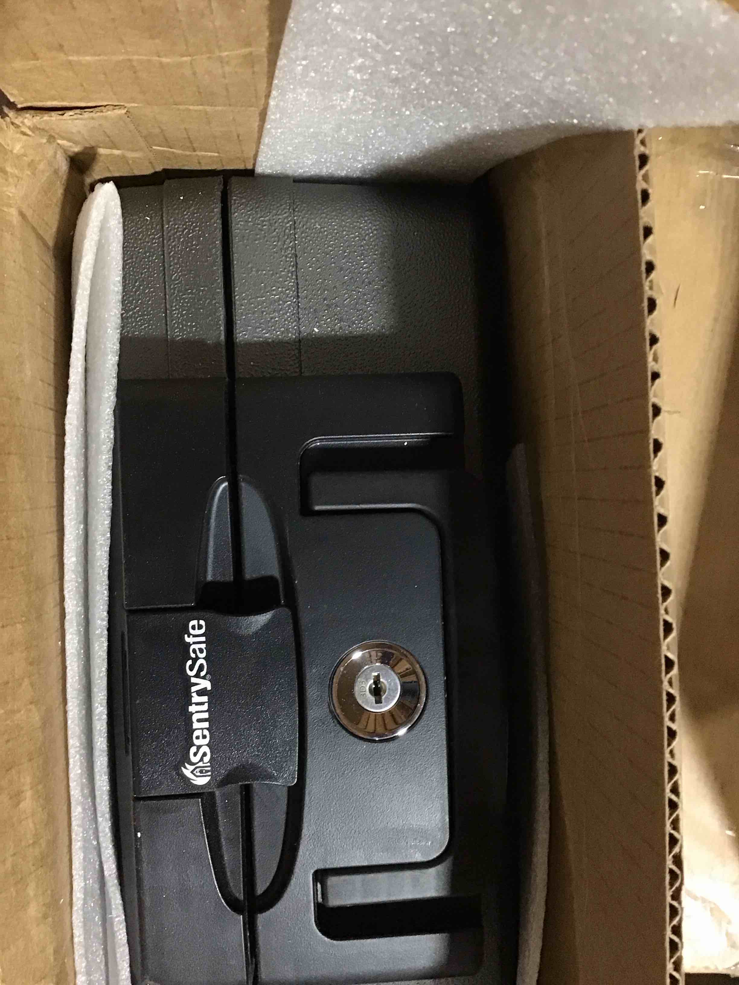 https://s3.amazonaws.com/lotting-images-prod/bidfta/GRN4098932_1709665374526.jpeg