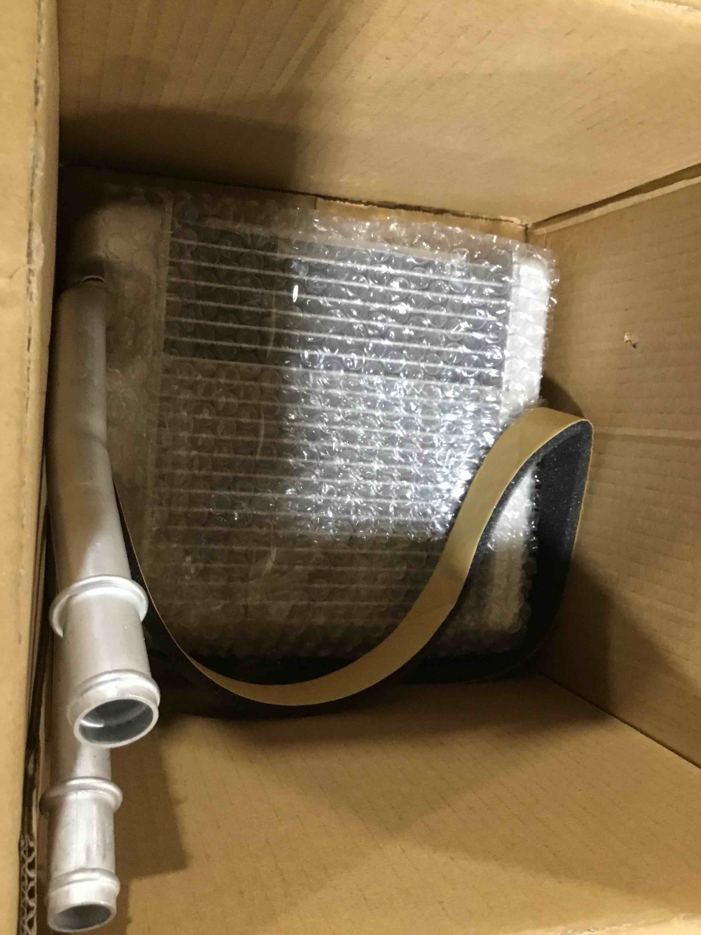 https://s3.amazonaws.com/lotting-images-prod/bidfta/GRN4099259_1709909070846.jpeg