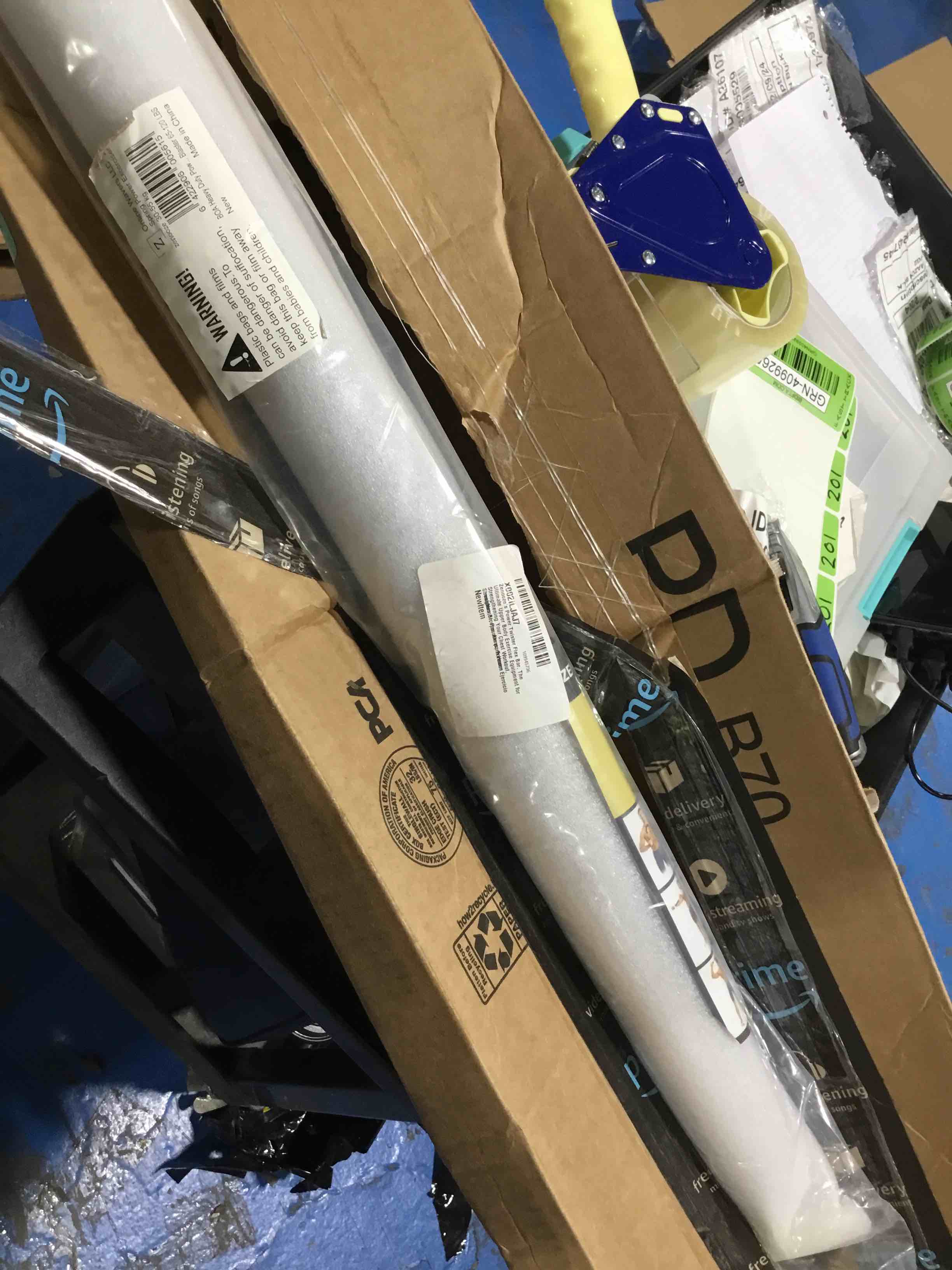 https://s3.amazonaws.com/lotting-images-prod/bidfta/GRN4099265_1709908173032.jpeg