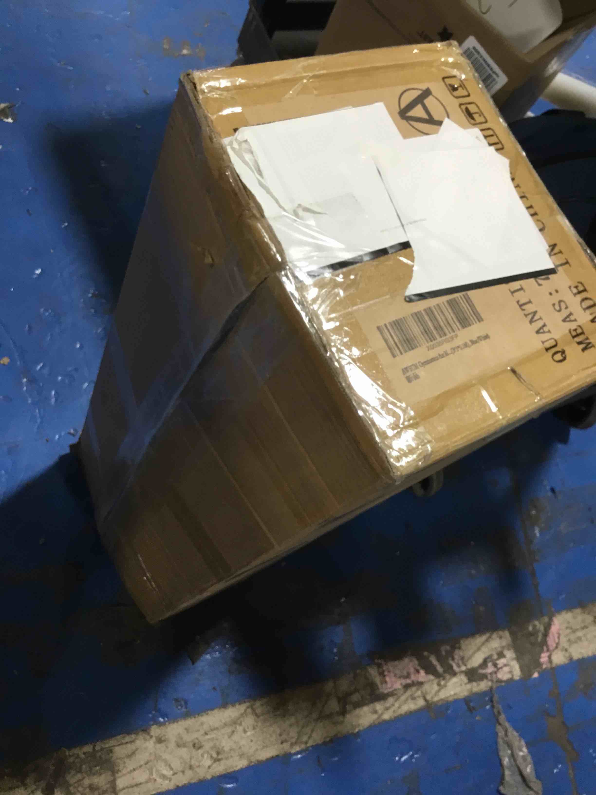 https://s3.amazonaws.com/lotting-images-prod/bidfta/GRN4099278_1709910468101.jpeg