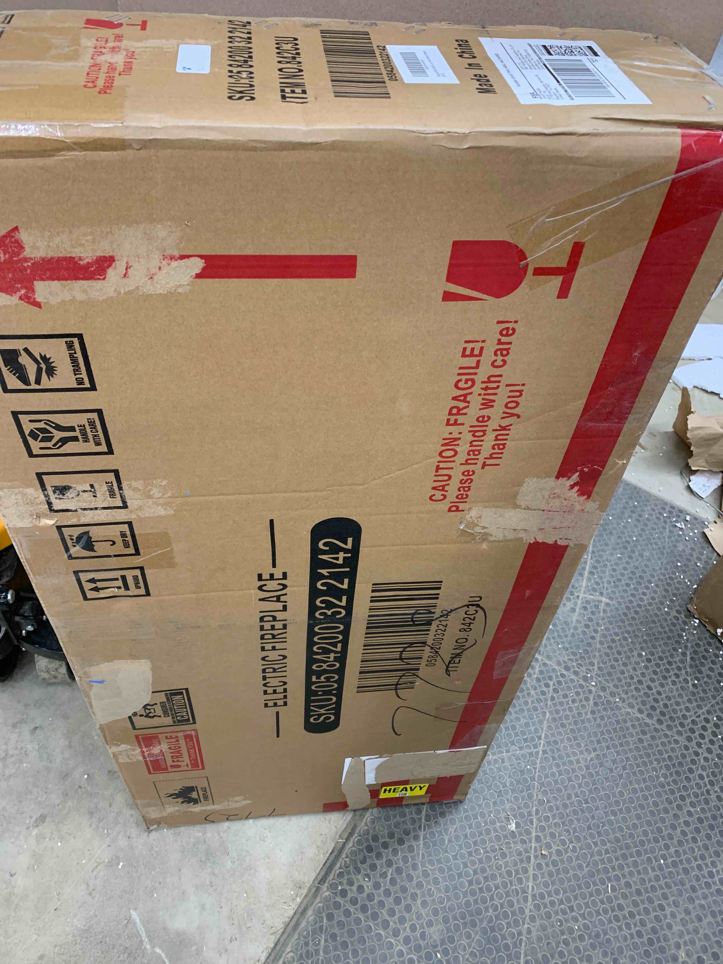 https://s3.amazonaws.com/lotting-images-prod/bidfta/GRN4120541_1677856879596.jpeg