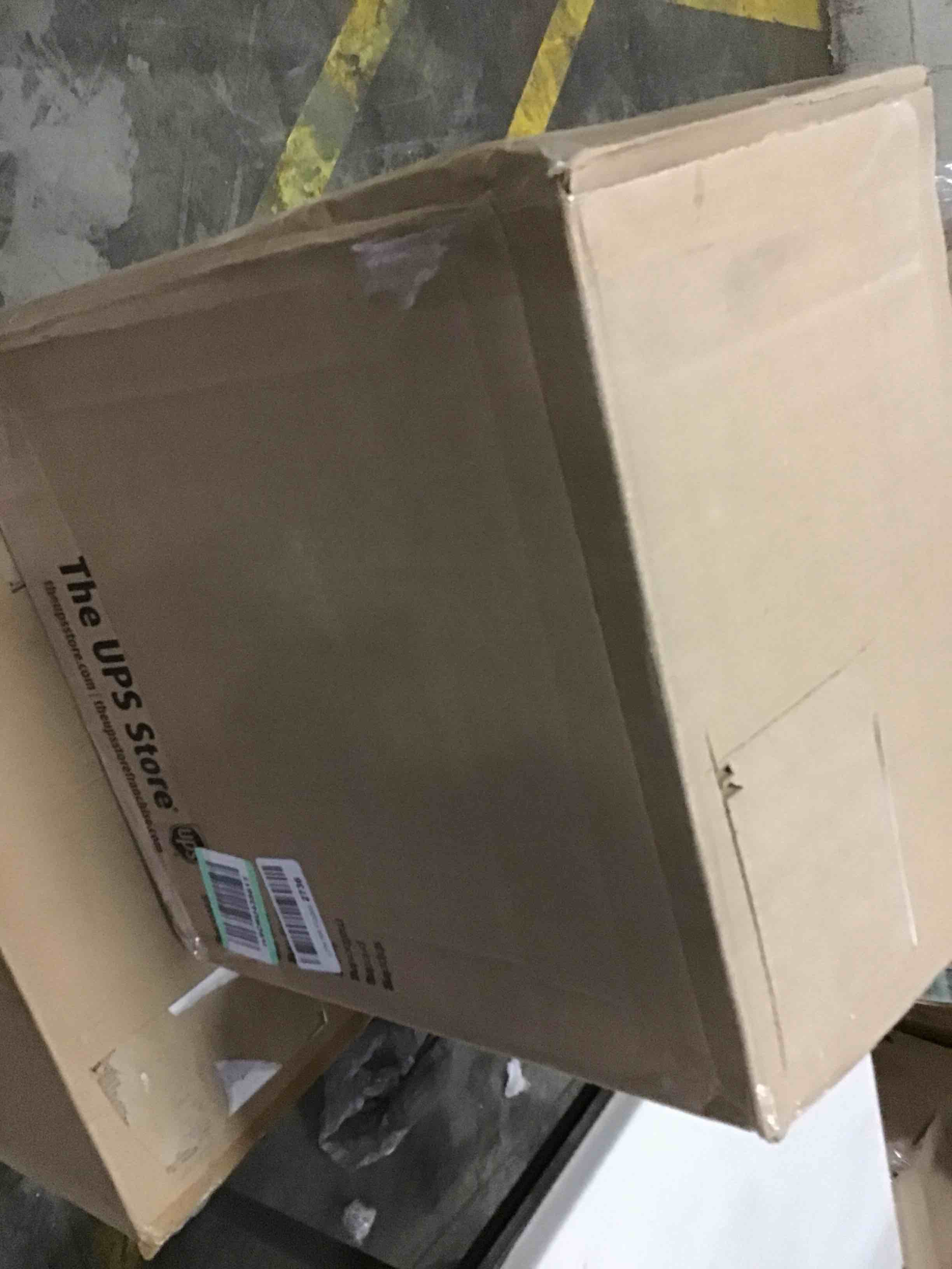 https://s3.amazonaws.com/lotting-images-prod/bidfta/GRN4138770_1696013953707.jpeg