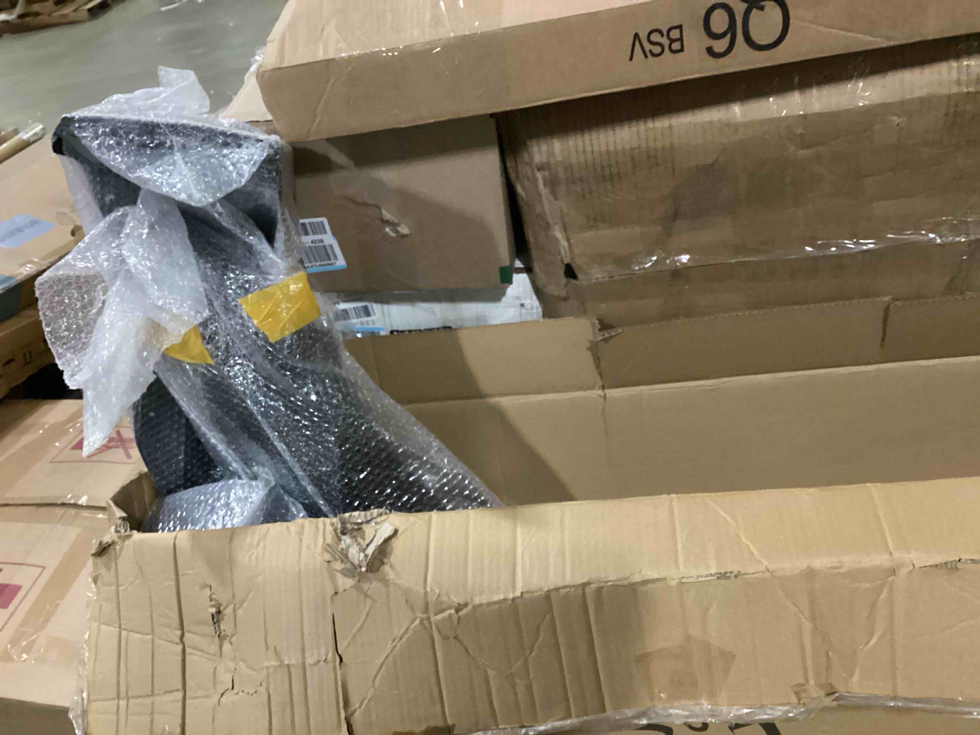 https://s3.amazonaws.com/lotting-images-prod/bidfta/GRN4145367_1710430333699.jpeg