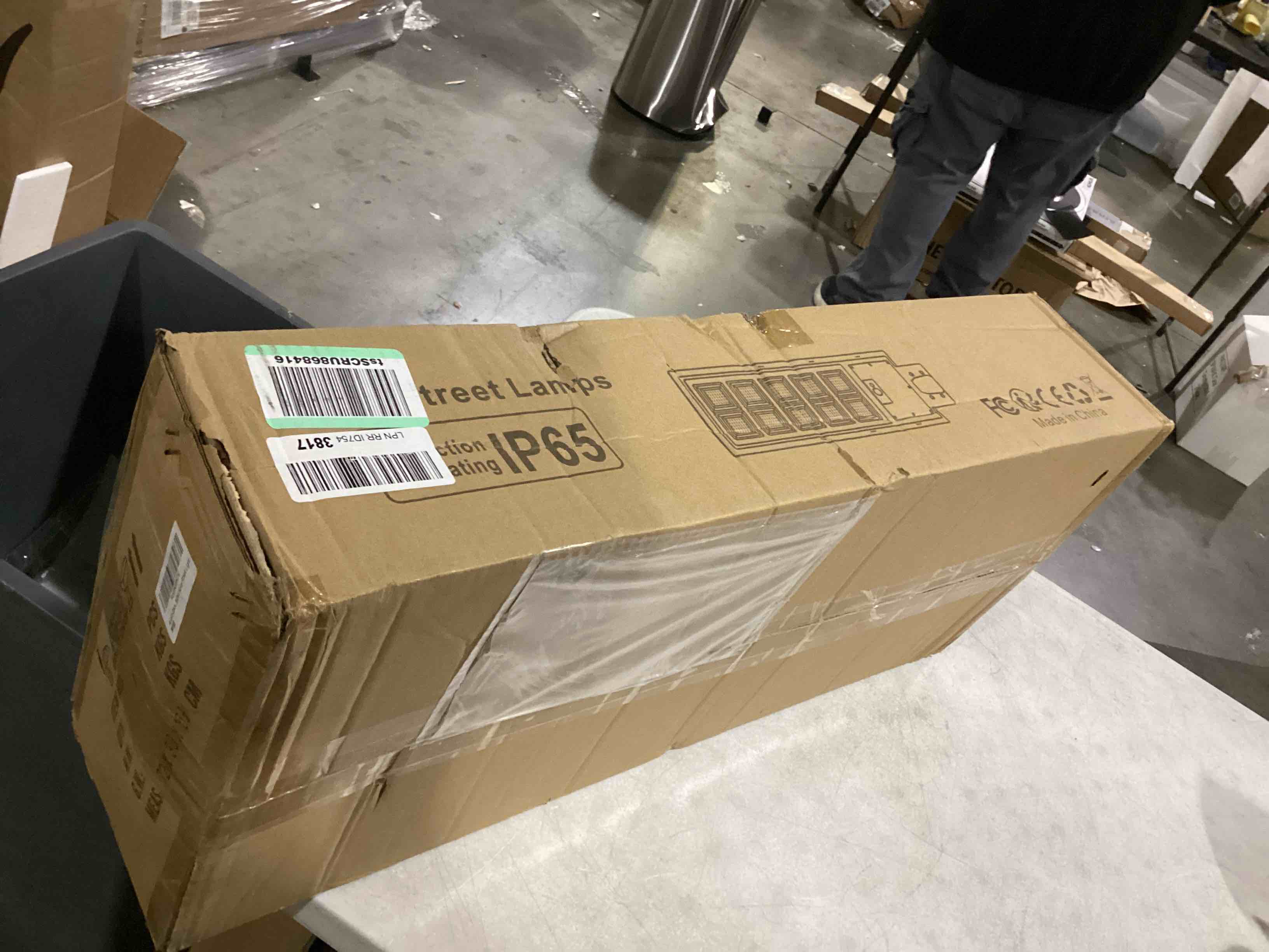 https://s3.amazonaws.com/lotting-images-prod/bidfta/GRN4145513_1710523907150.jpeg
