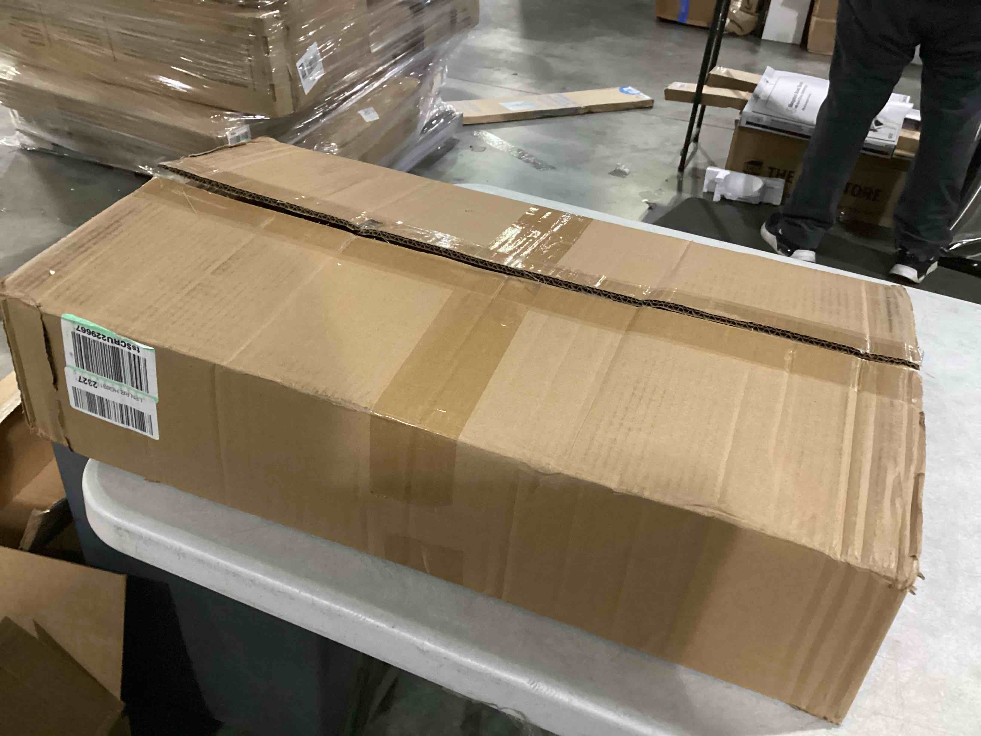 https://s3.amazonaws.com/lotting-images-prod/bidfta/GRN4145566_1710595486738.jpeg