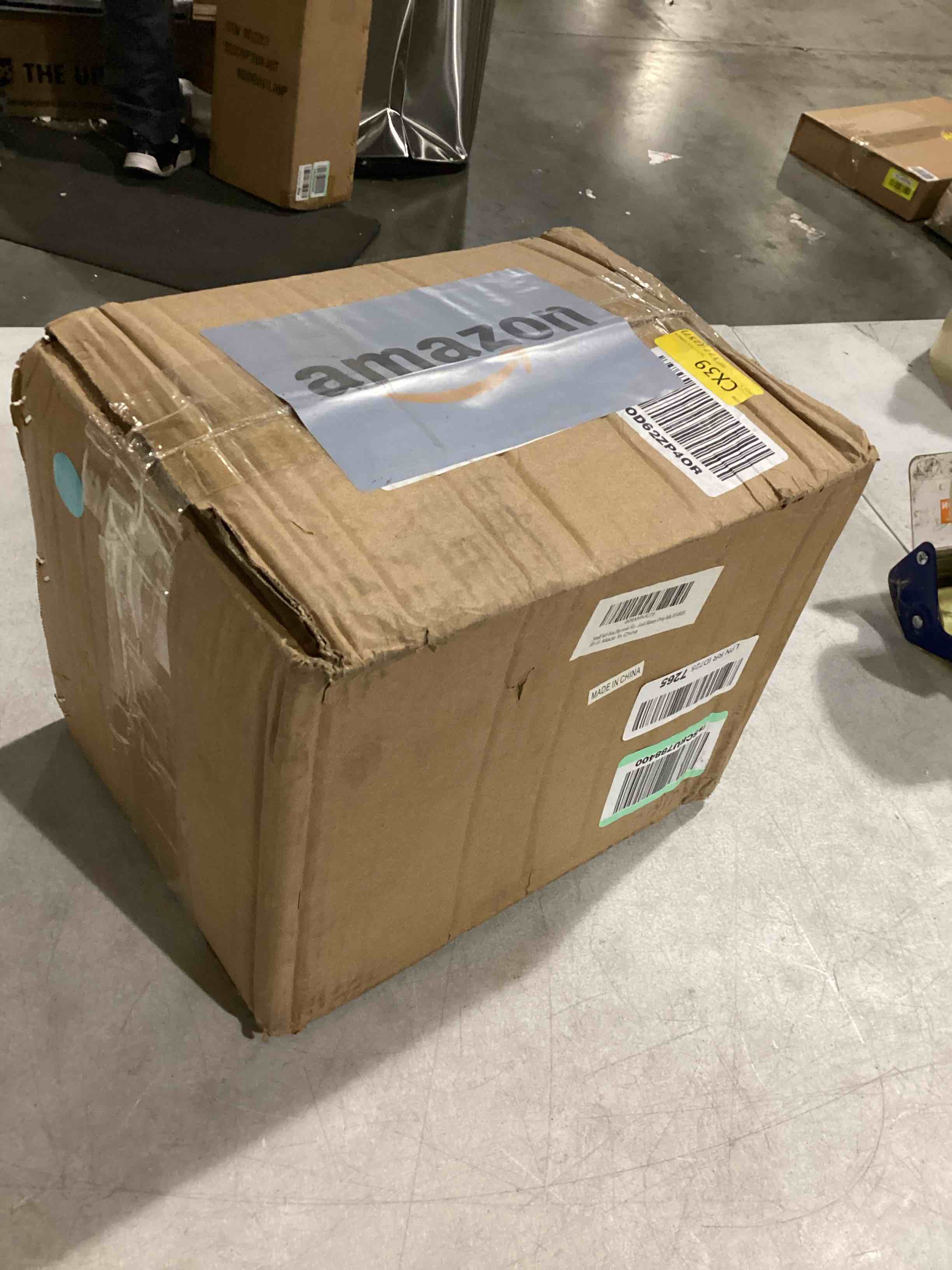https://s3.amazonaws.com/lotting-images-prod/bidfta/GRN4145571_1710596533799.jpeg