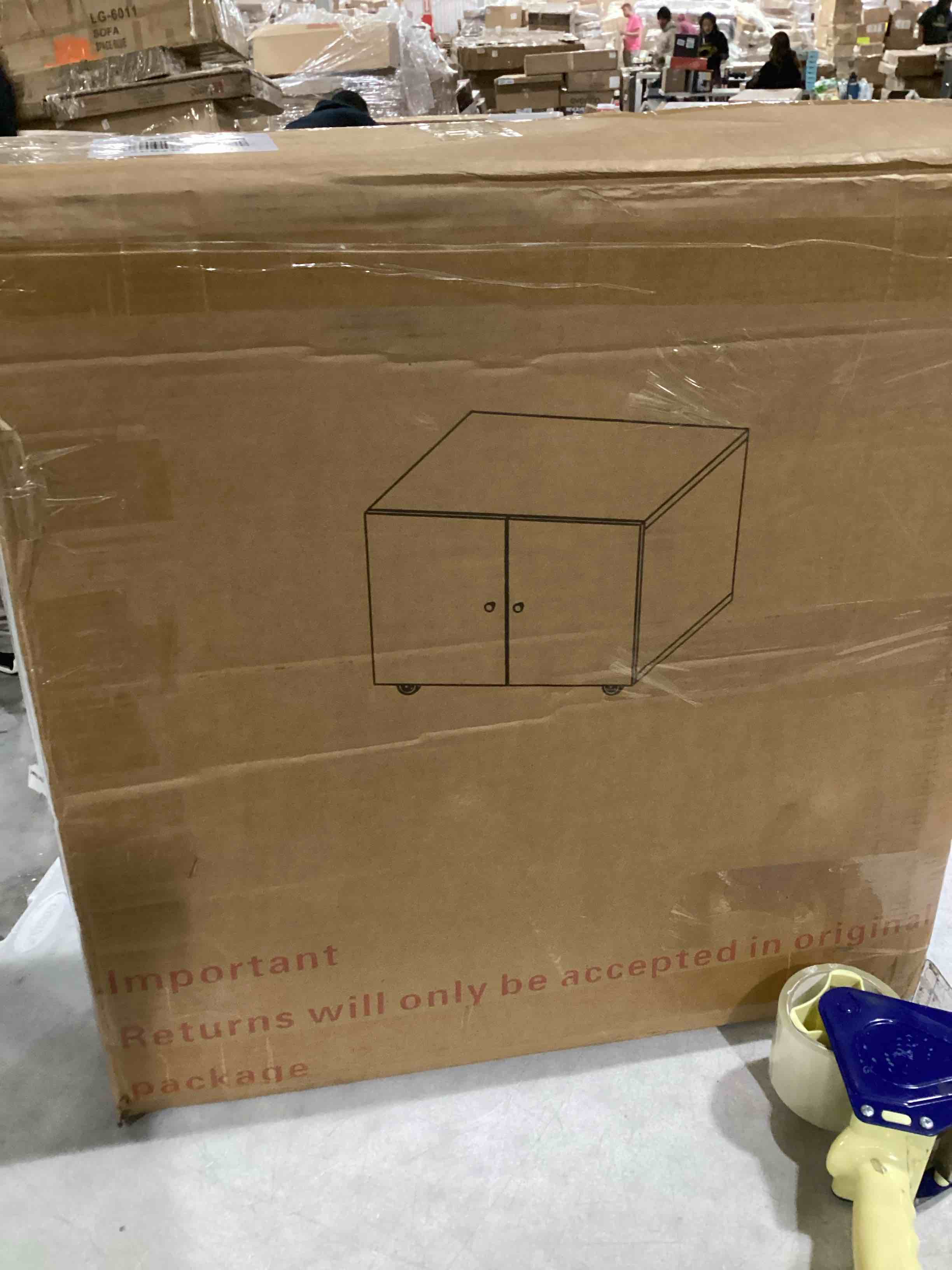 https://s3.amazonaws.com/lotting-images-prod/bidfta/GRN4145757_1710866640333.jpeg
