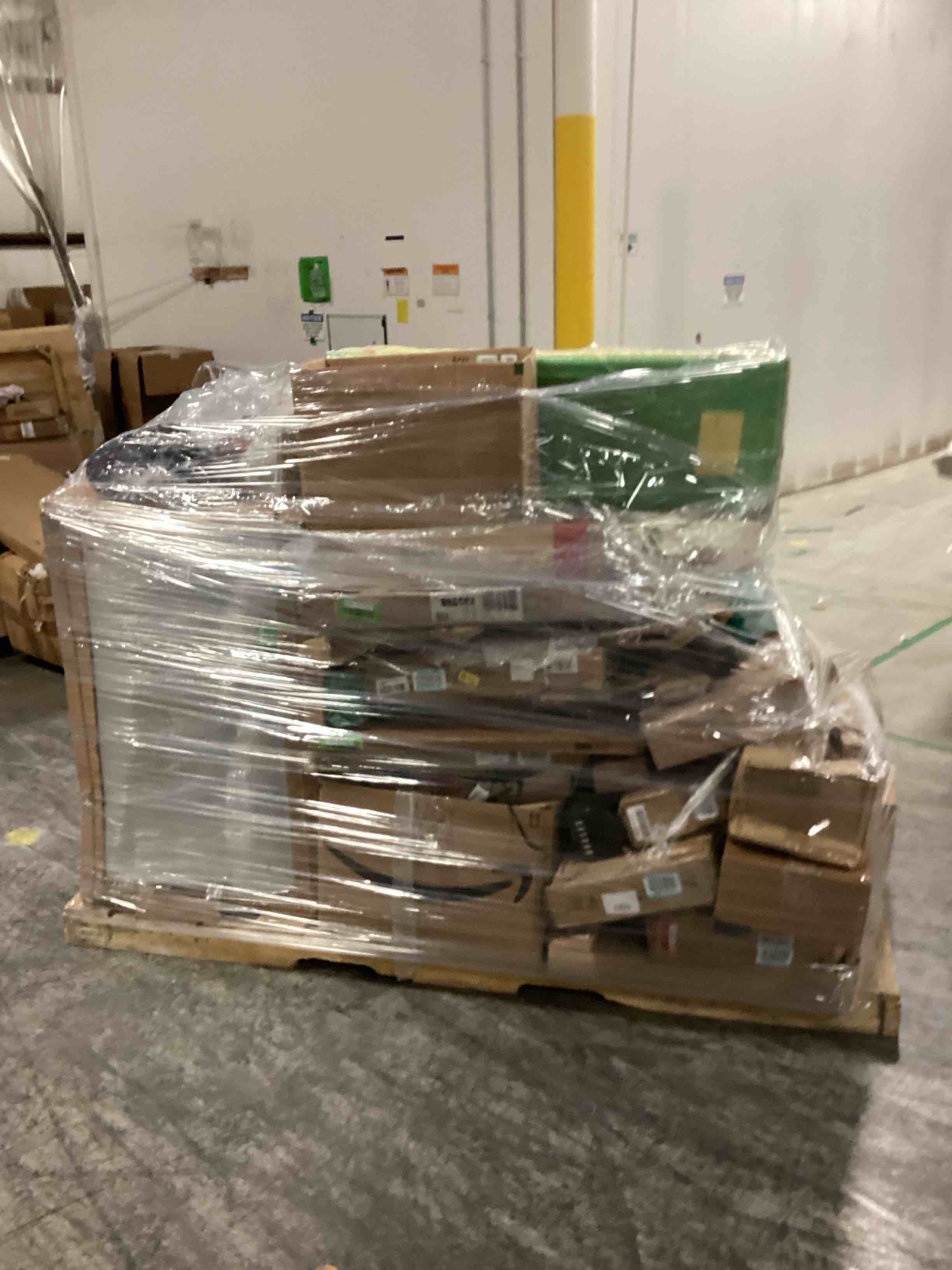https://s3.amazonaws.com/lotting-images-prod/bidfta/GRN4233424_1717186614311.jpeg