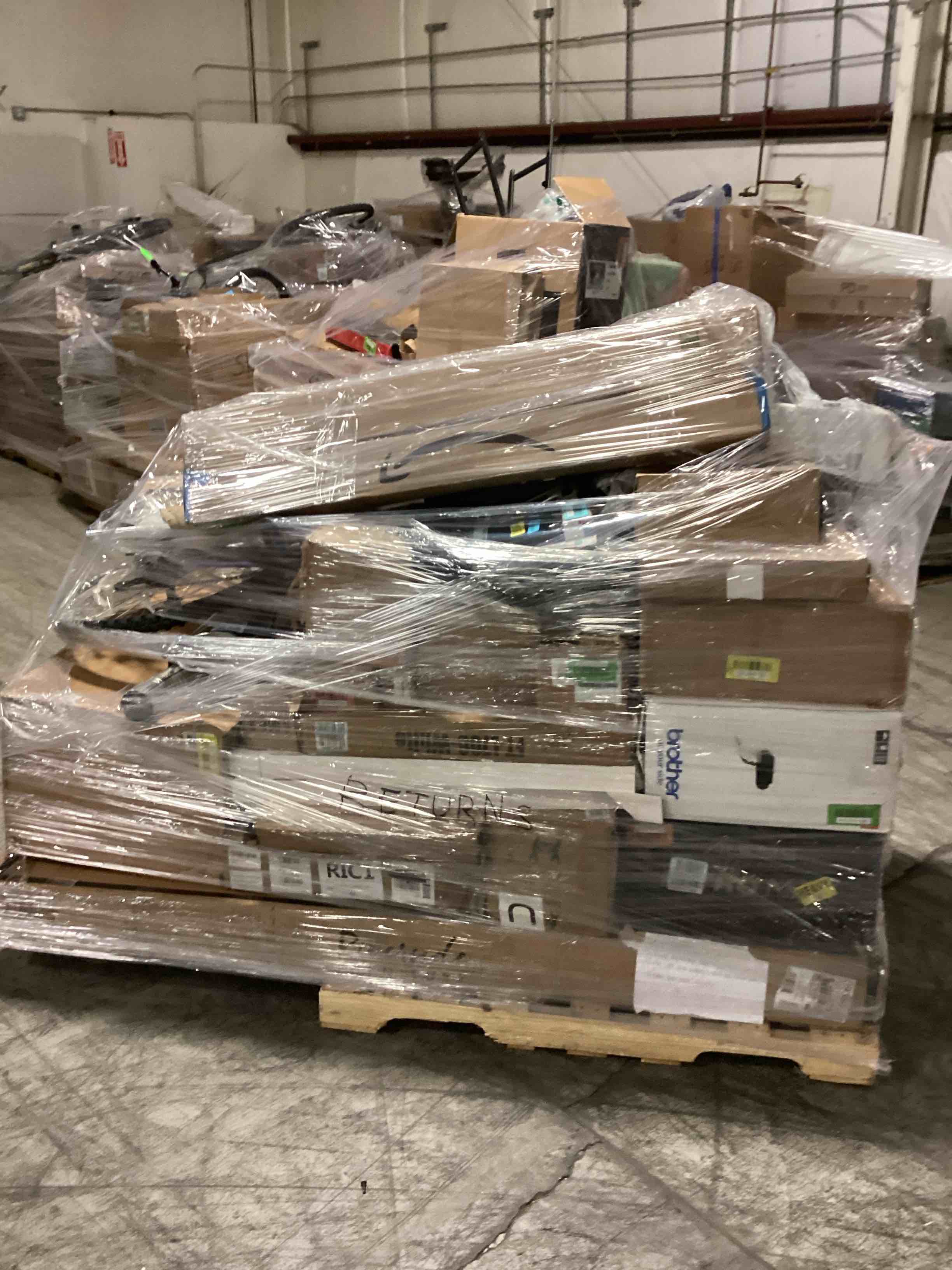 https://s3.amazonaws.com/lotting-images-prod/bidfta/GRN4233425_1717187018187.jpeg