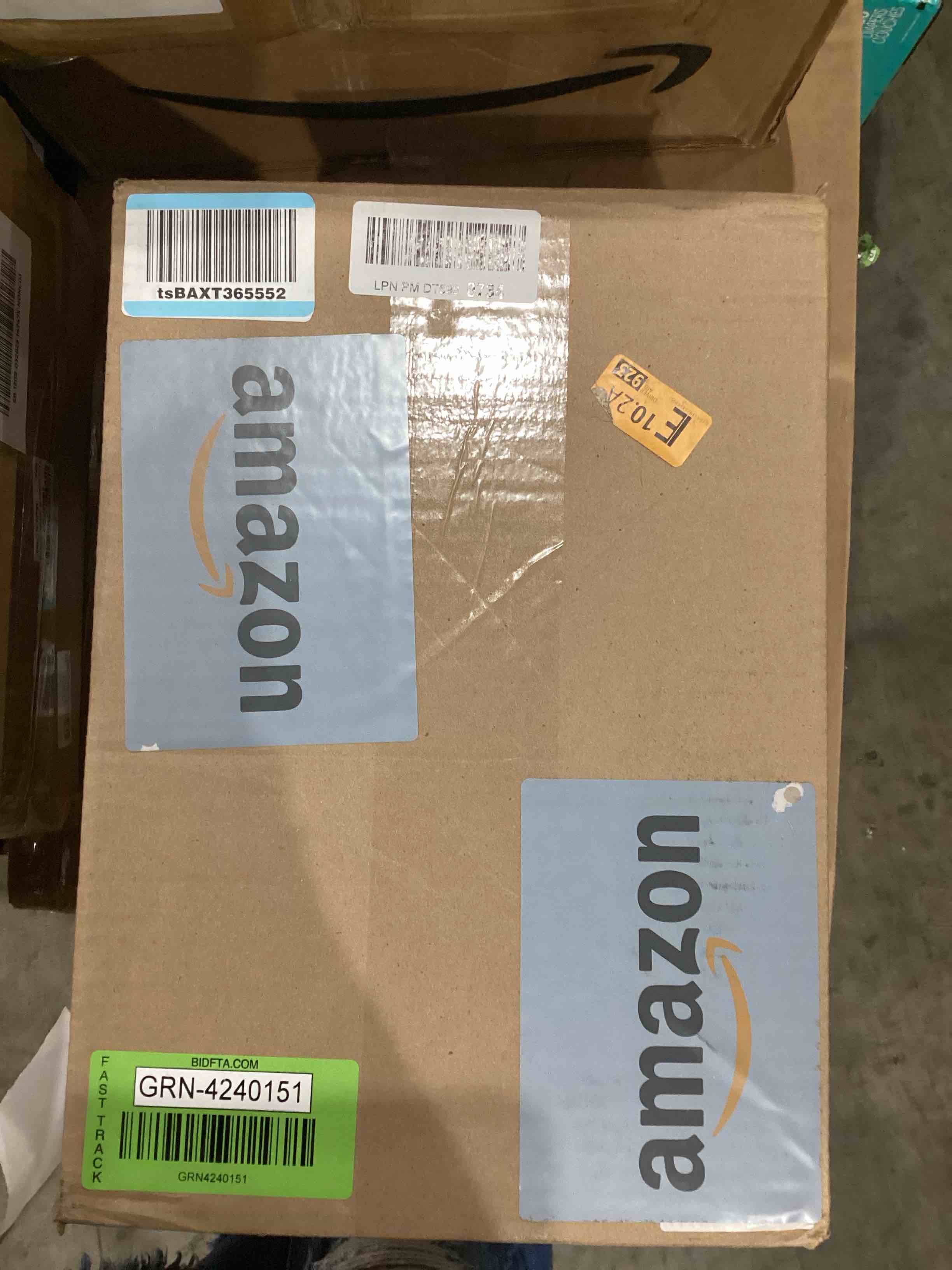 https://s3.amazonaws.com/lotting-images-prod/bidfta/GRN4240151_1746121324923.jpeg