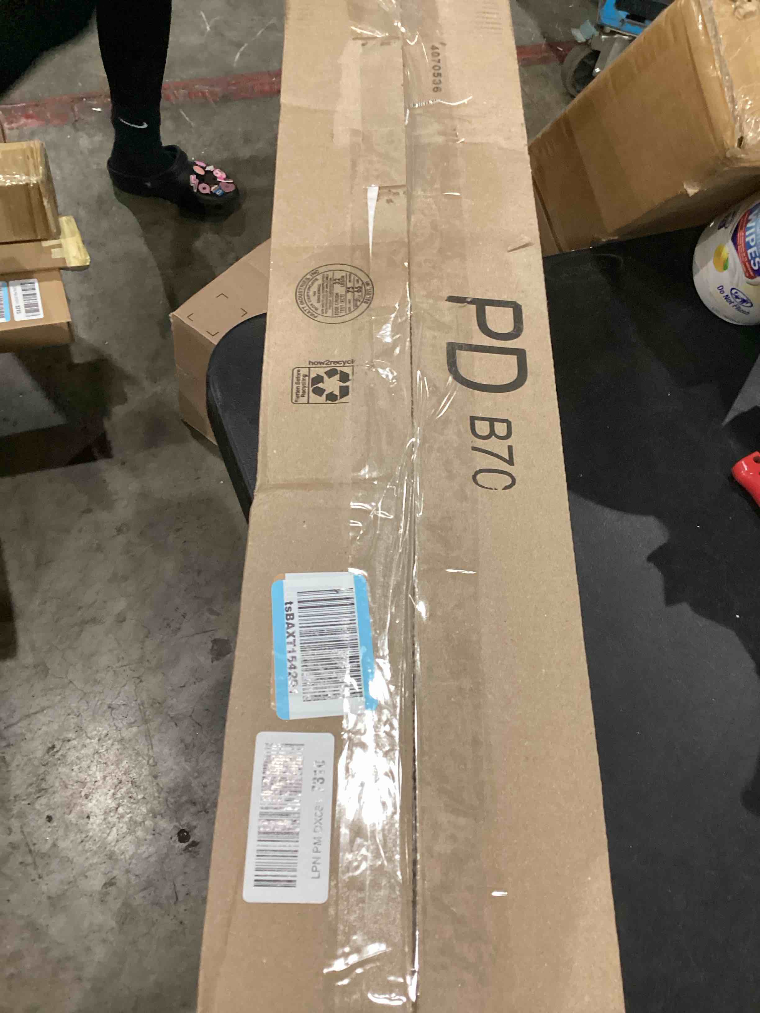 https://s3.amazonaws.com/lotting-images-prod/bidfta/GRN4240183_1746124875334.jpeg