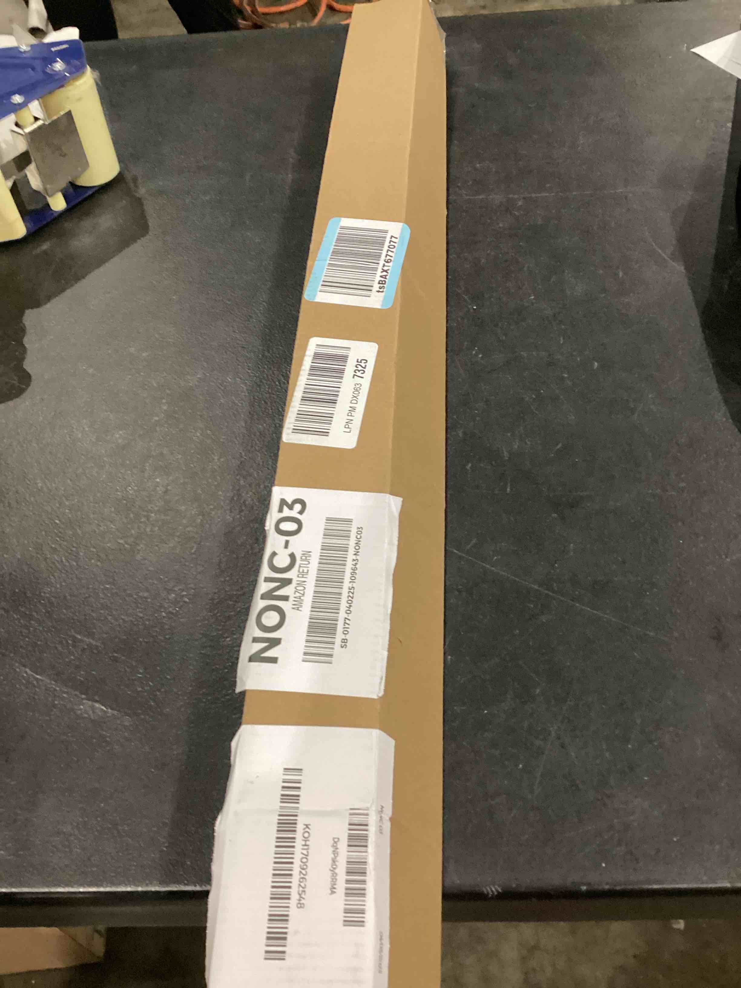 https://s3.amazonaws.com/lotting-images-prod/bidfta/GRN4240195_1746124636884.jpeg
