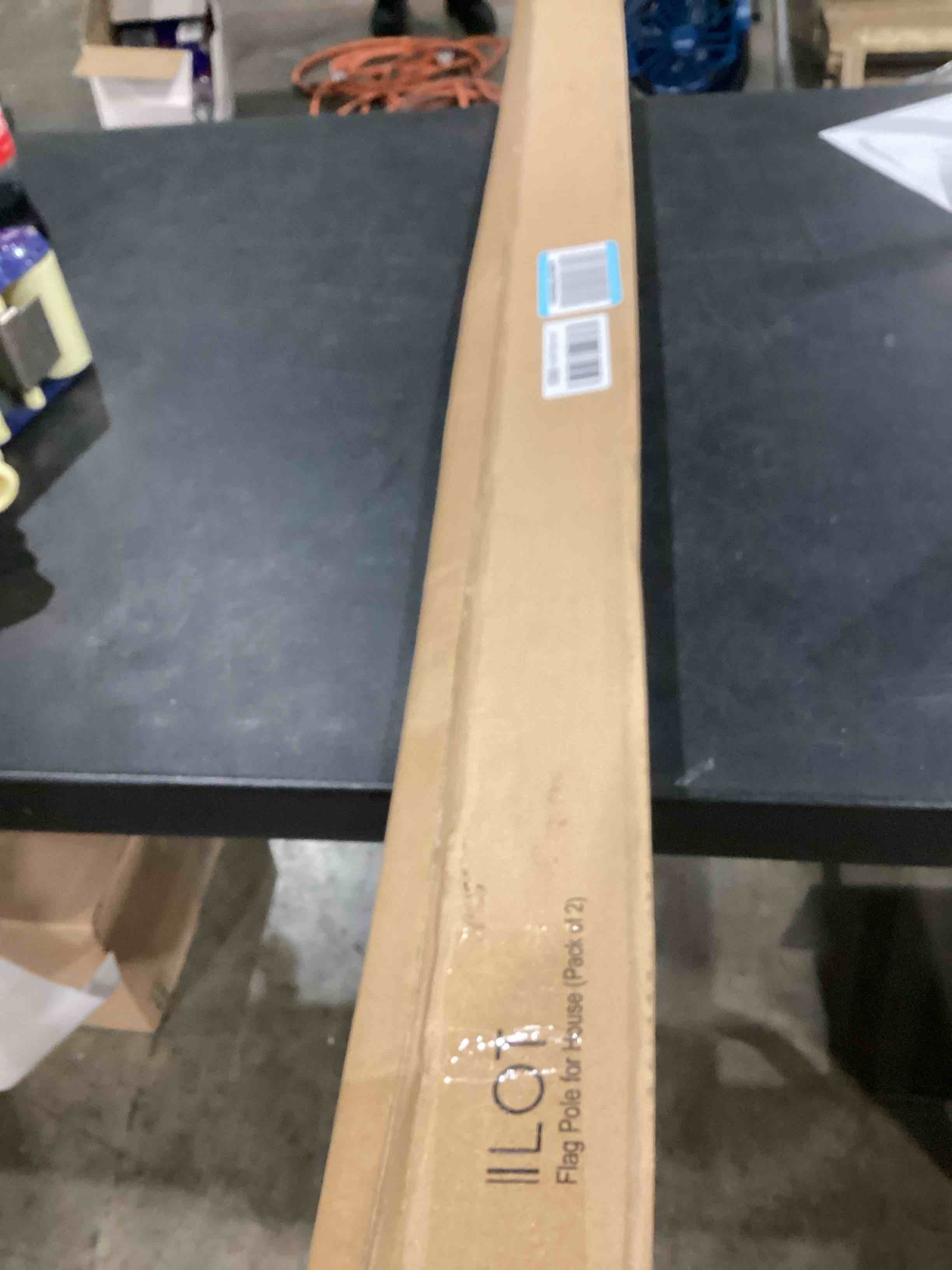 https://s3.amazonaws.com/lotting-images-prod/bidfta/GRN4240241_1746128413380.jpeg