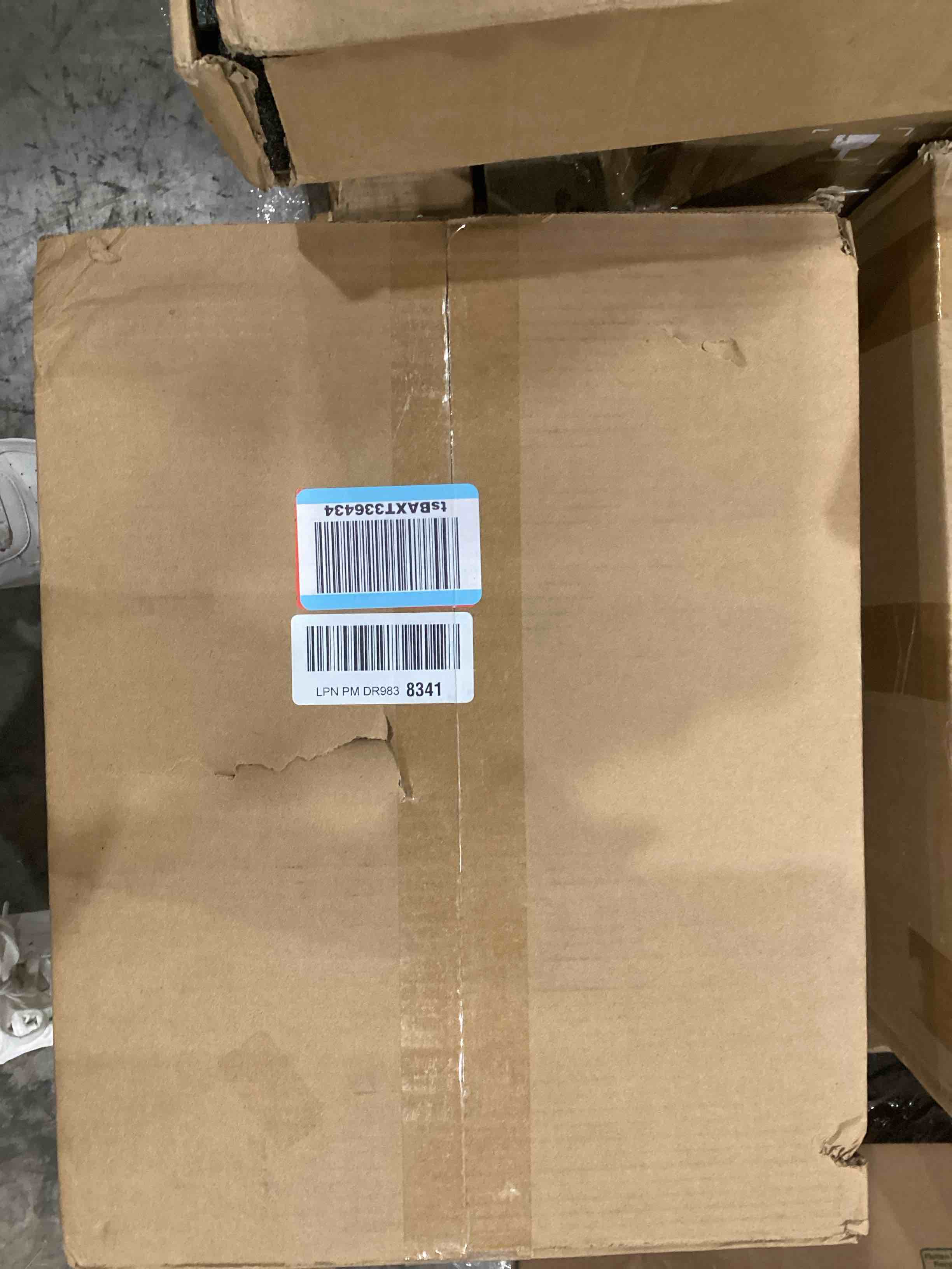 https://s3.amazonaws.com/lotting-images-prod/bidfta/GRN4240323_1746204013573.jpeg