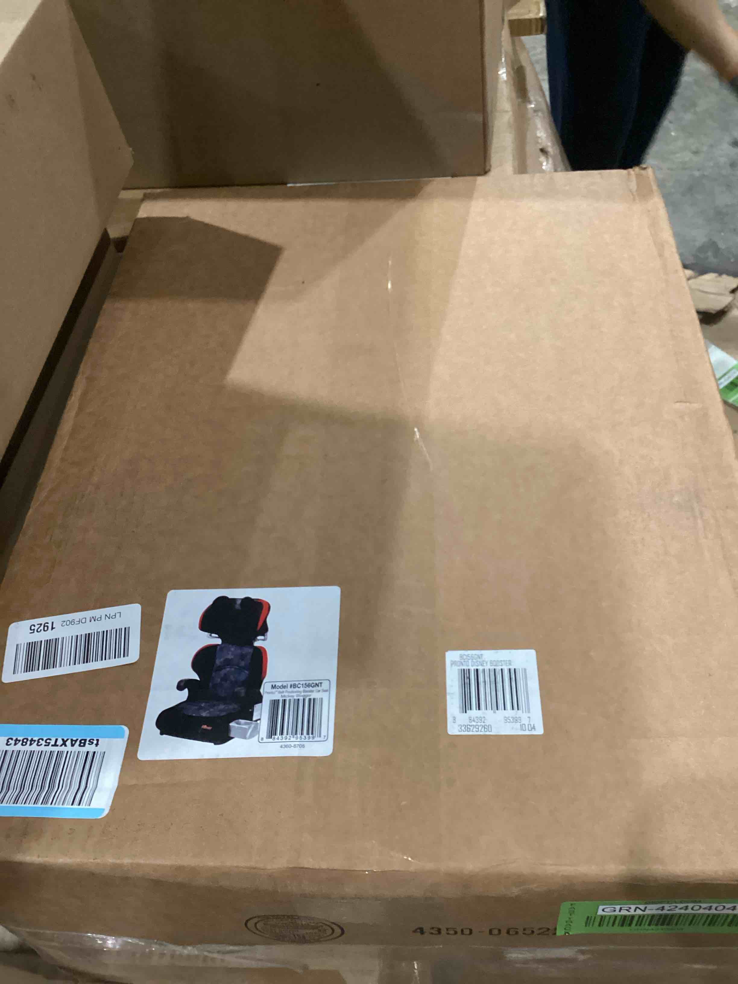 https://s3.amazonaws.com/lotting-images-prod/bidfta/GRN4240404_1746197240811.jpeg