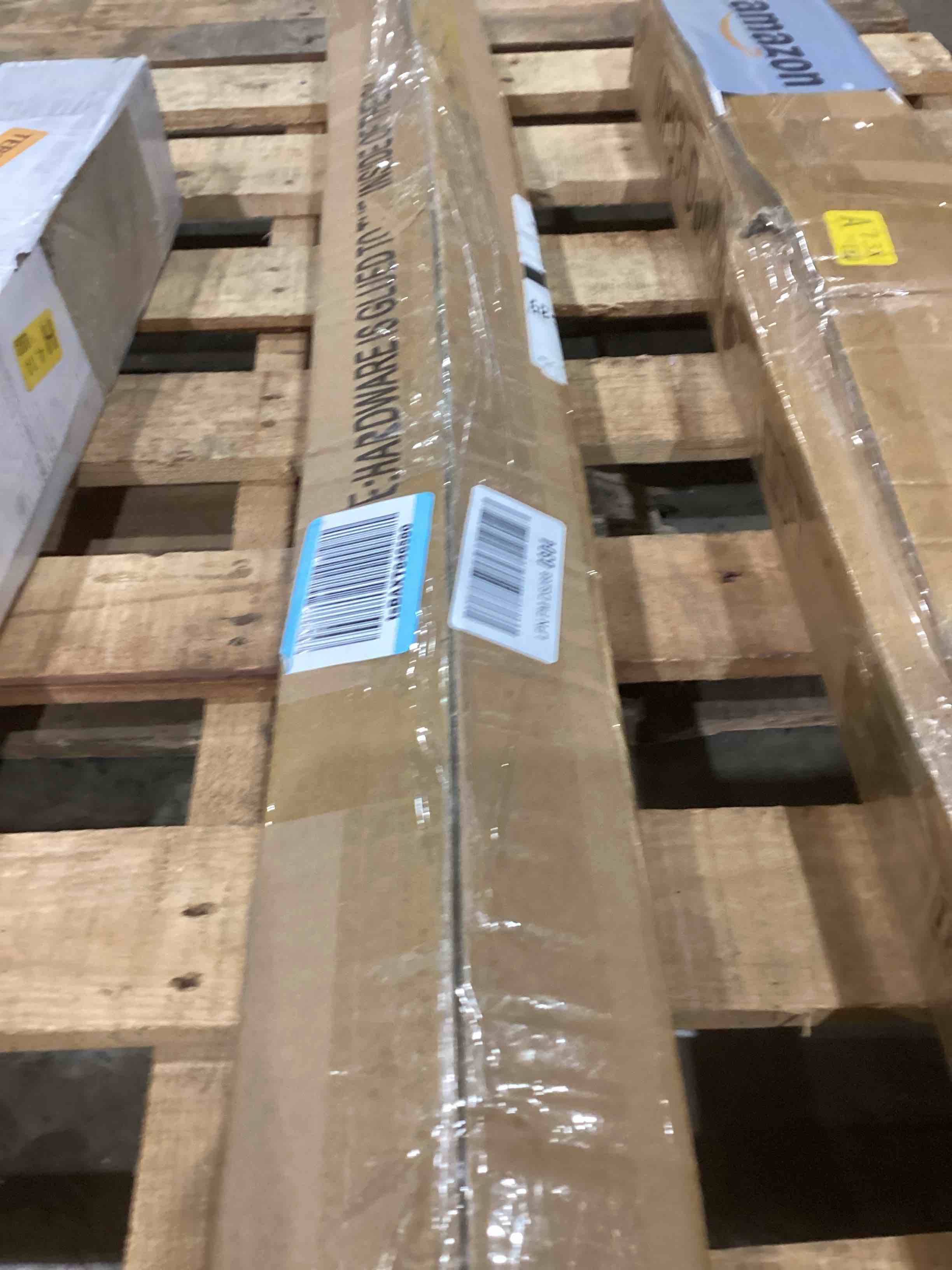 https://s3.amazonaws.com/lotting-images-prod/bidfta/GRN4240462_1746204801102.jpeg
