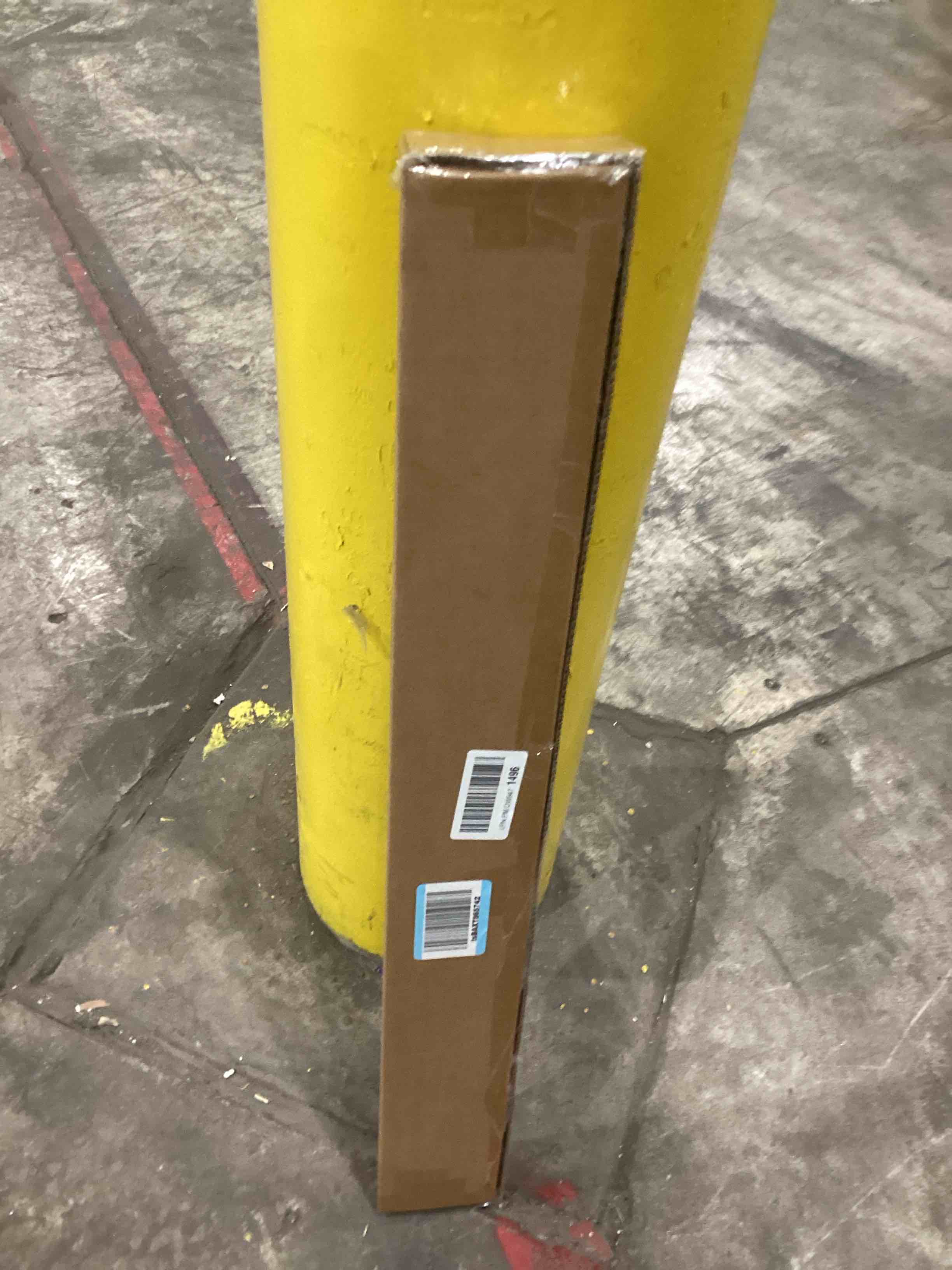 https://s3.amazonaws.com/lotting-images-prod/bidfta/GRN4240594_1746276043555.jpeg