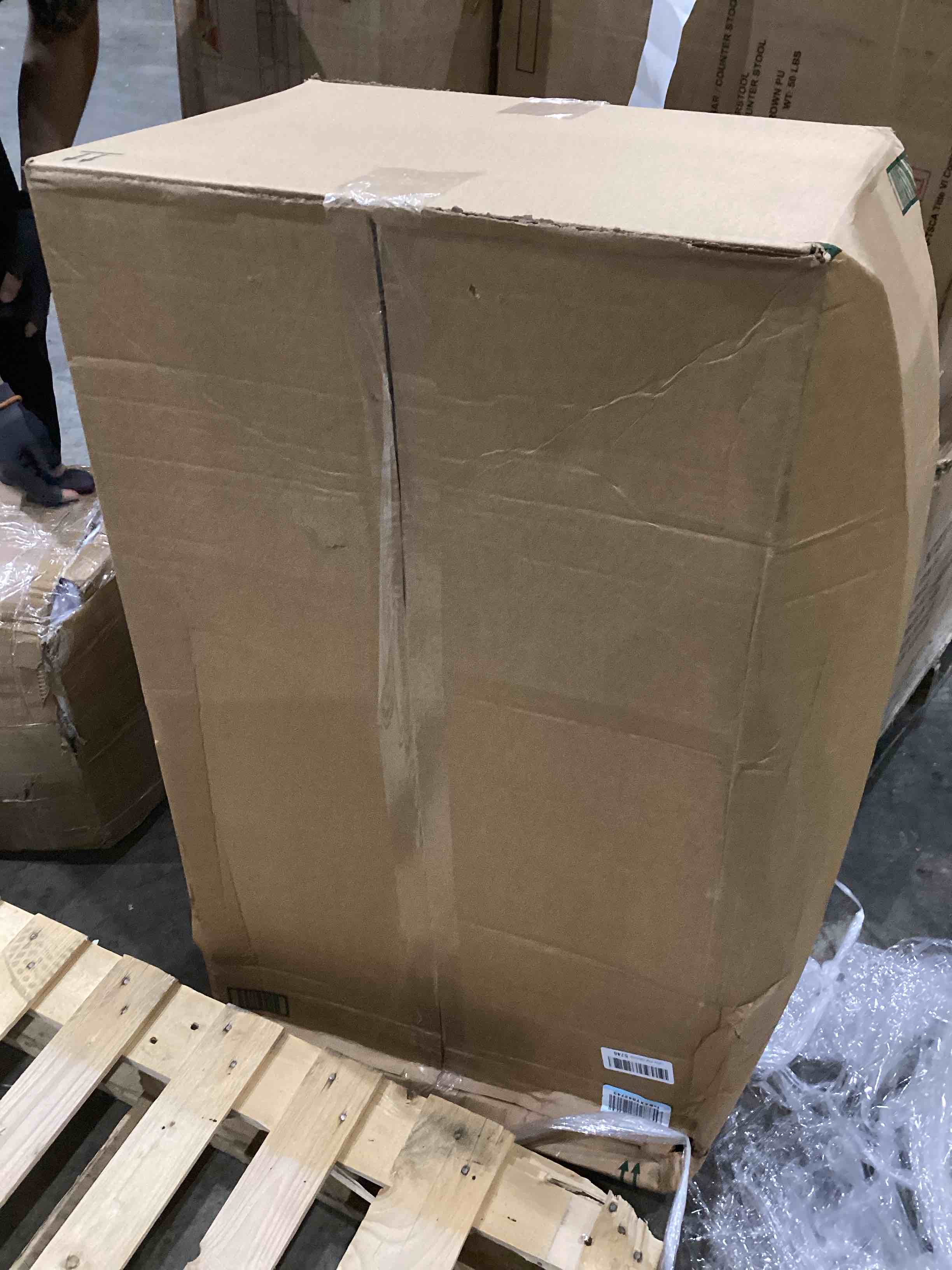 https://s3.amazonaws.com/lotting-images-prod/bidfta/GRN4240679_1746445230380.jpeg