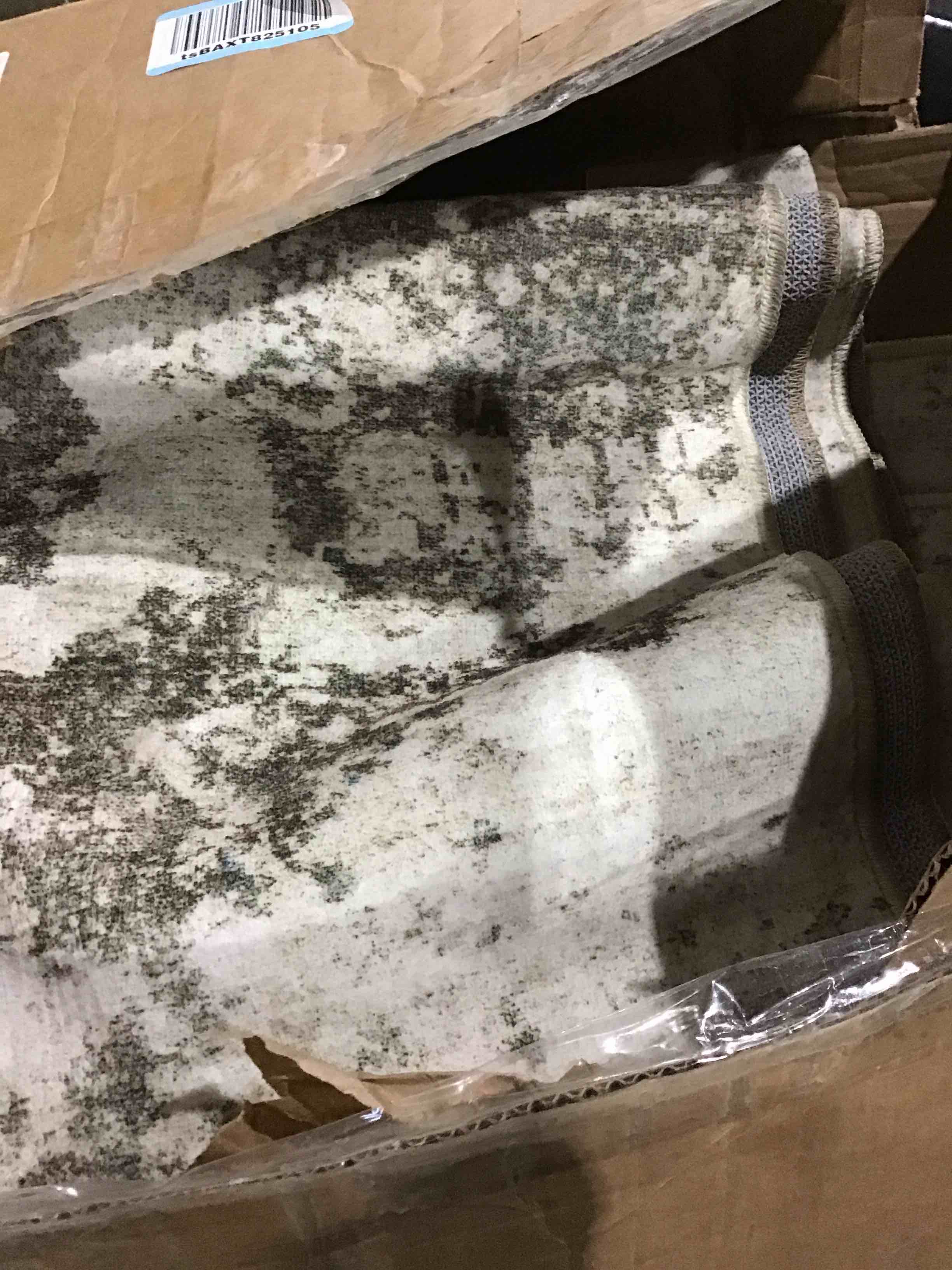 Rug for bedroom , living room , office & more !!!