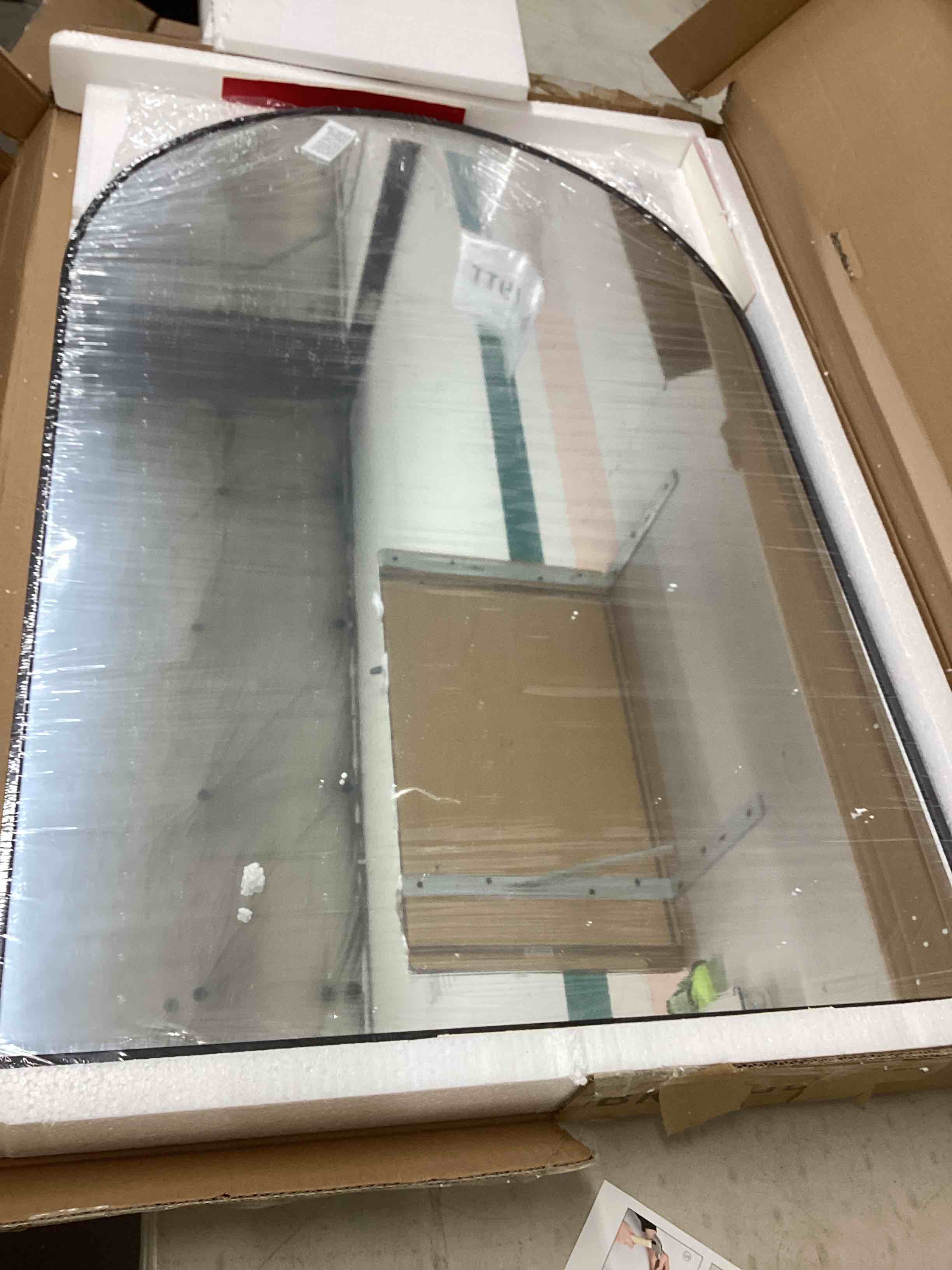 https://s3.amazonaws.com/lotting-images-prod/bidfta/GRN4247756_1686178312785.jpeg