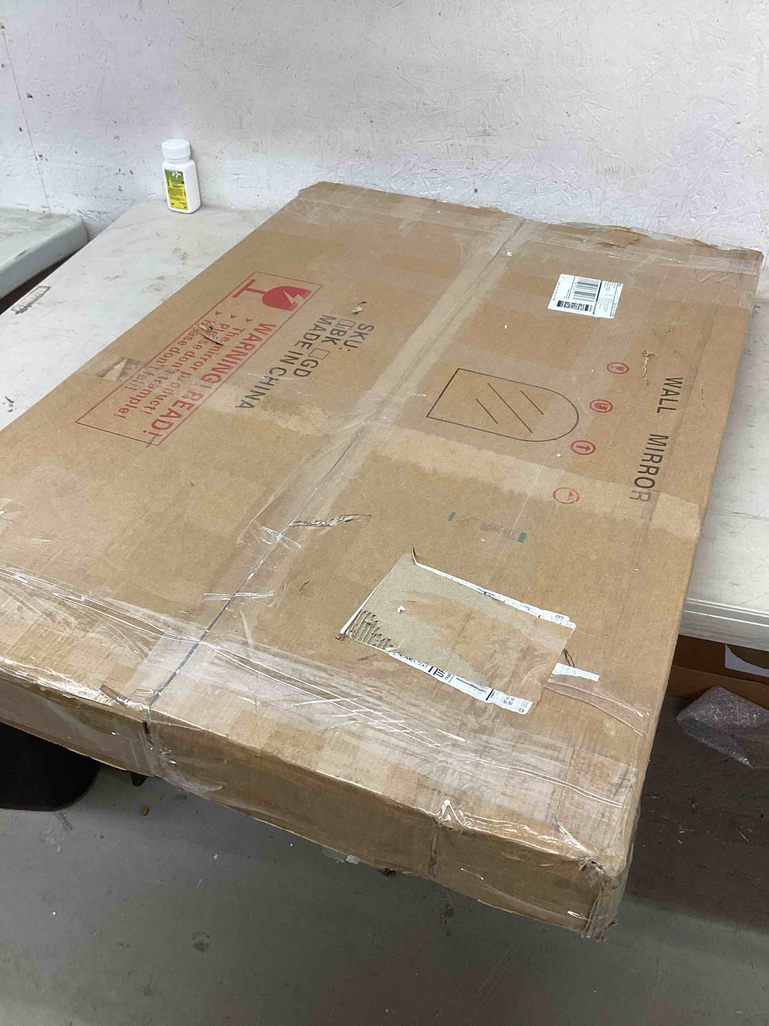 https://s3.amazonaws.com/lotting-images-prod/bidfta/GRN4247756_1686178414441.jpeg