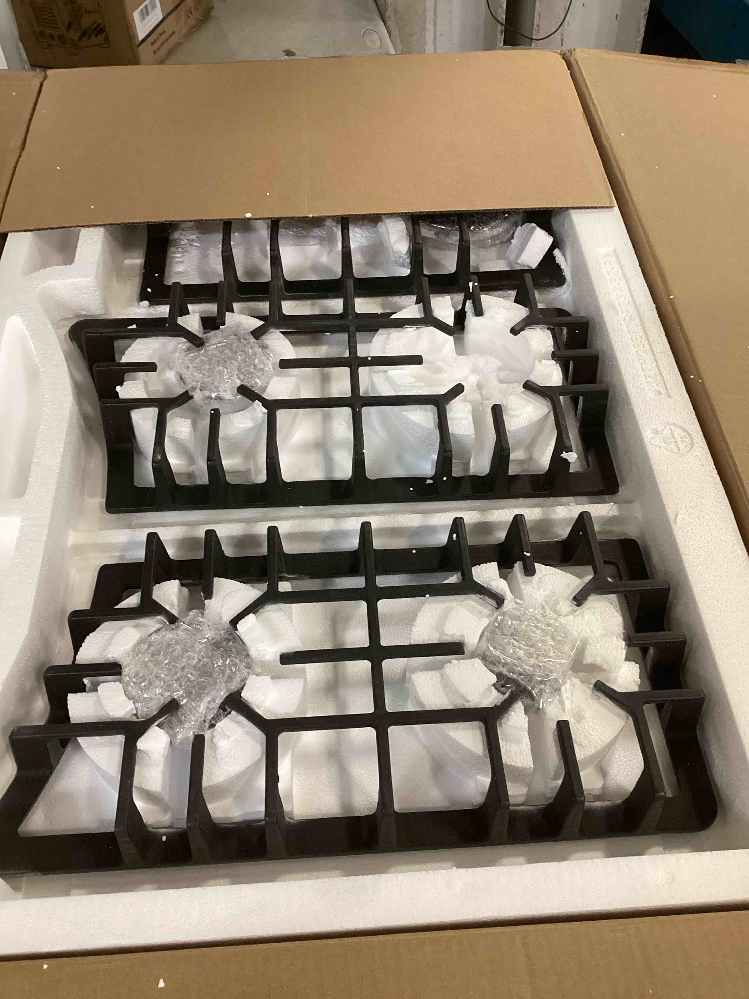 https://s3.amazonaws.com/lotting-images-prod/bidfta/GRN4257697_1745429818483.jpeg