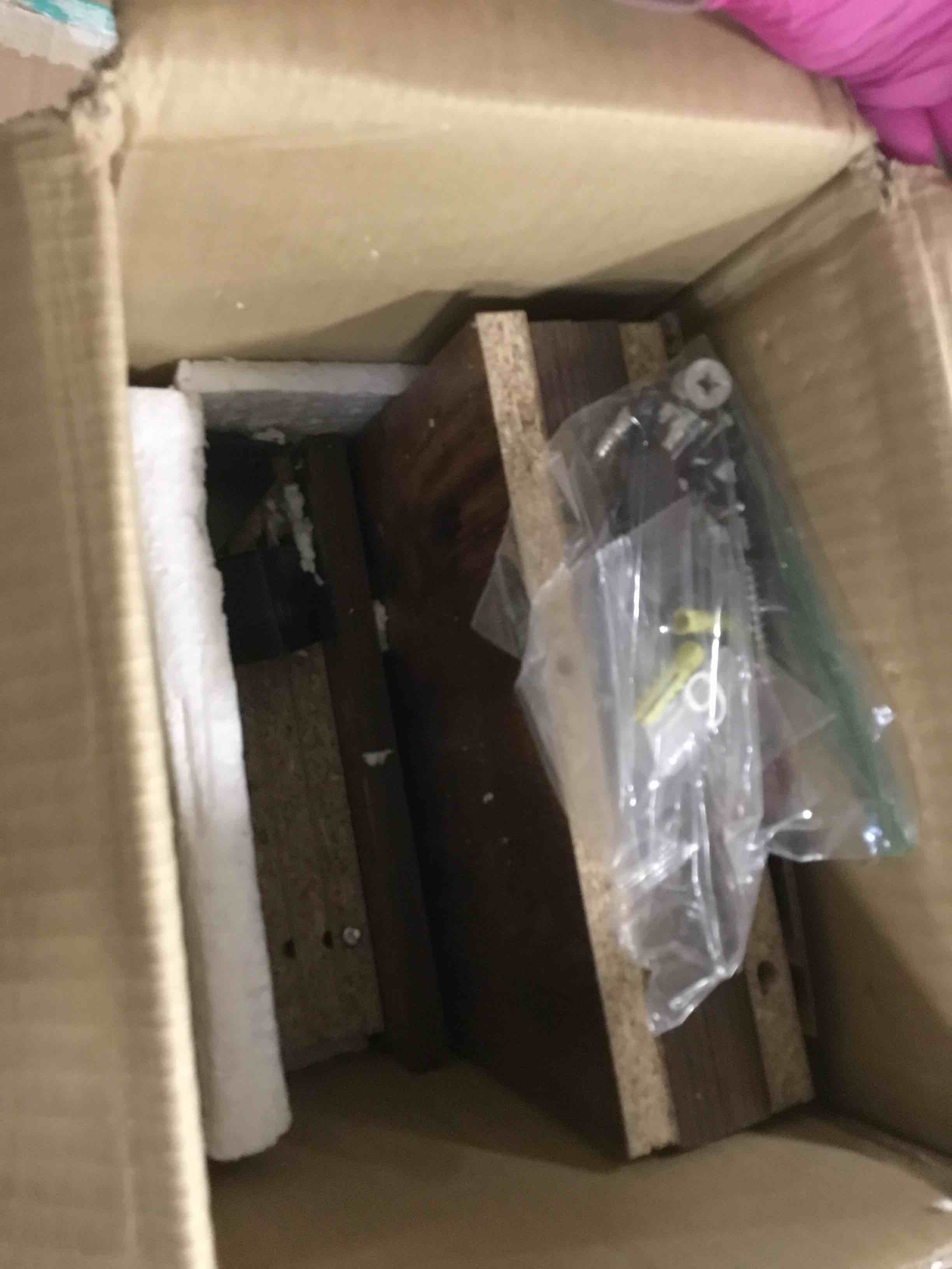 https://s3.amazonaws.com/lotting-images-prod/bidfta/GRN4258024_1747075916685.jpeg