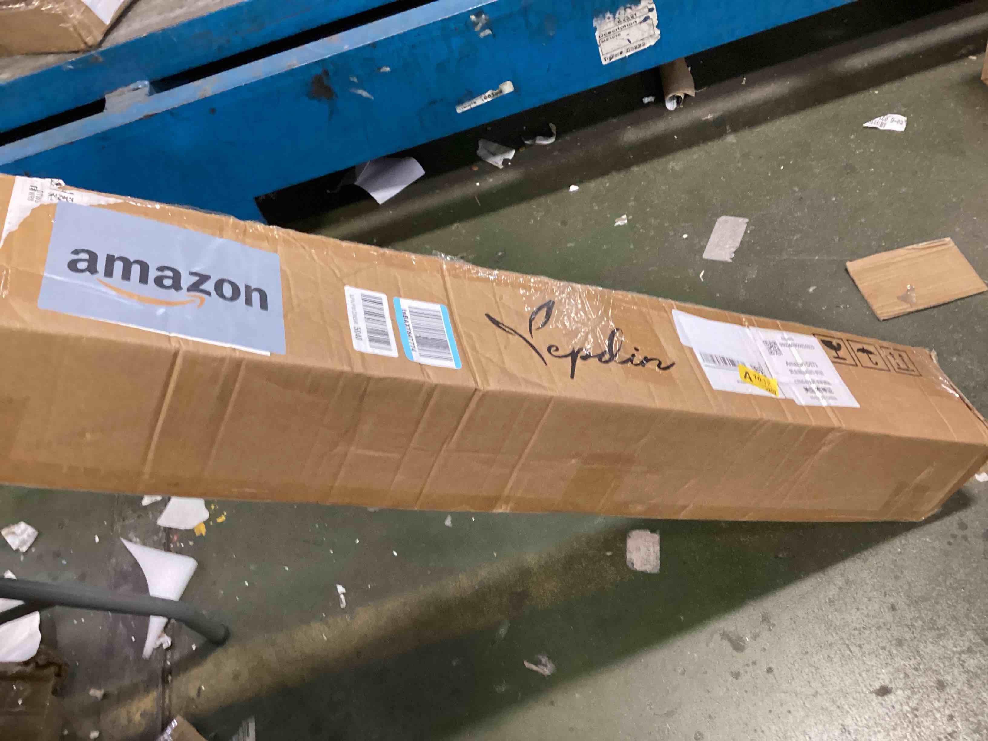 https://s3.amazonaws.com/lotting-images-prod/bidfta/GRN4259102_1738352025908.jpeg