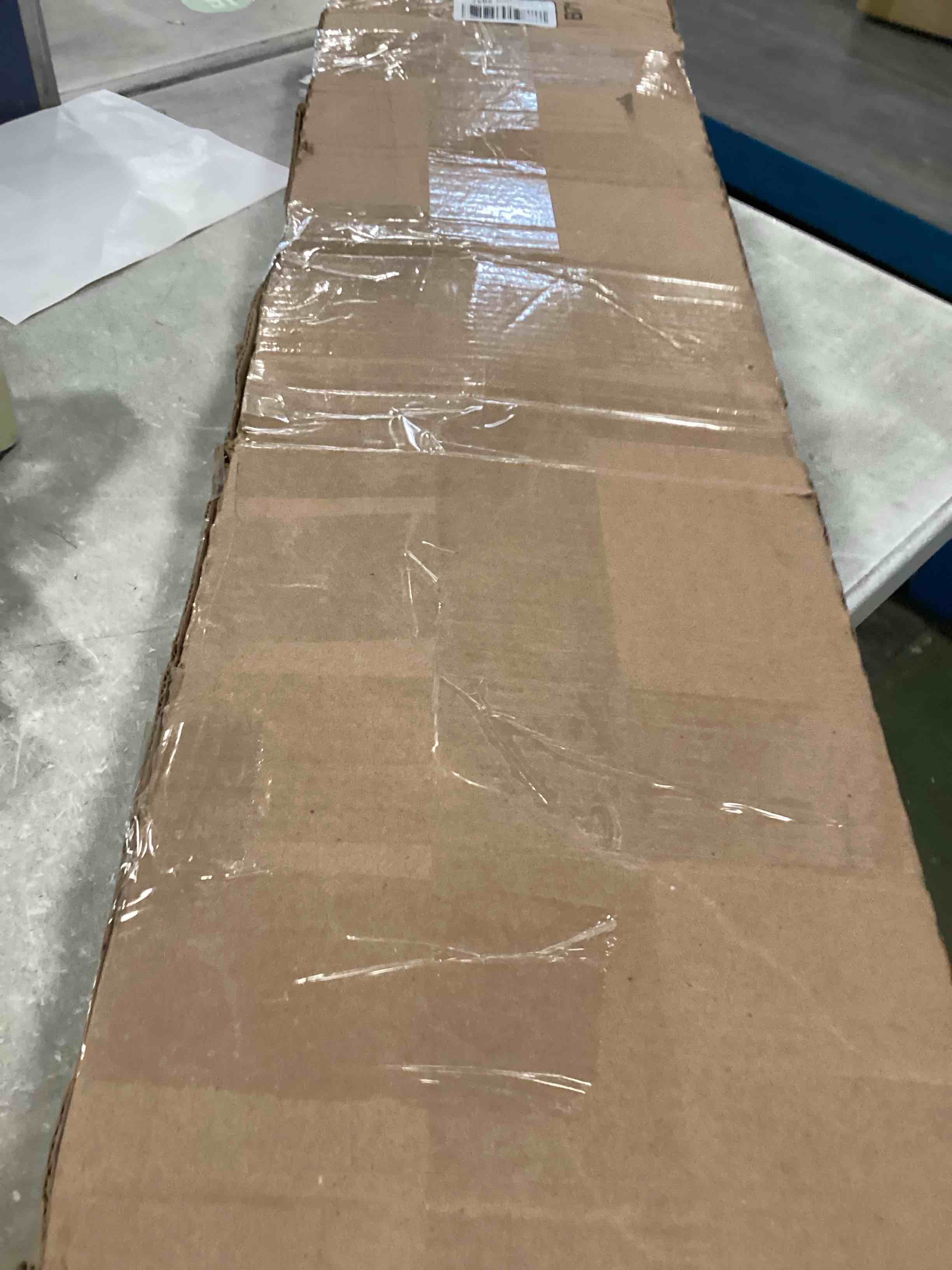 https://s3.amazonaws.com/lotting-images-prod/bidfta/GRN4259104_1738352271512.jpeg