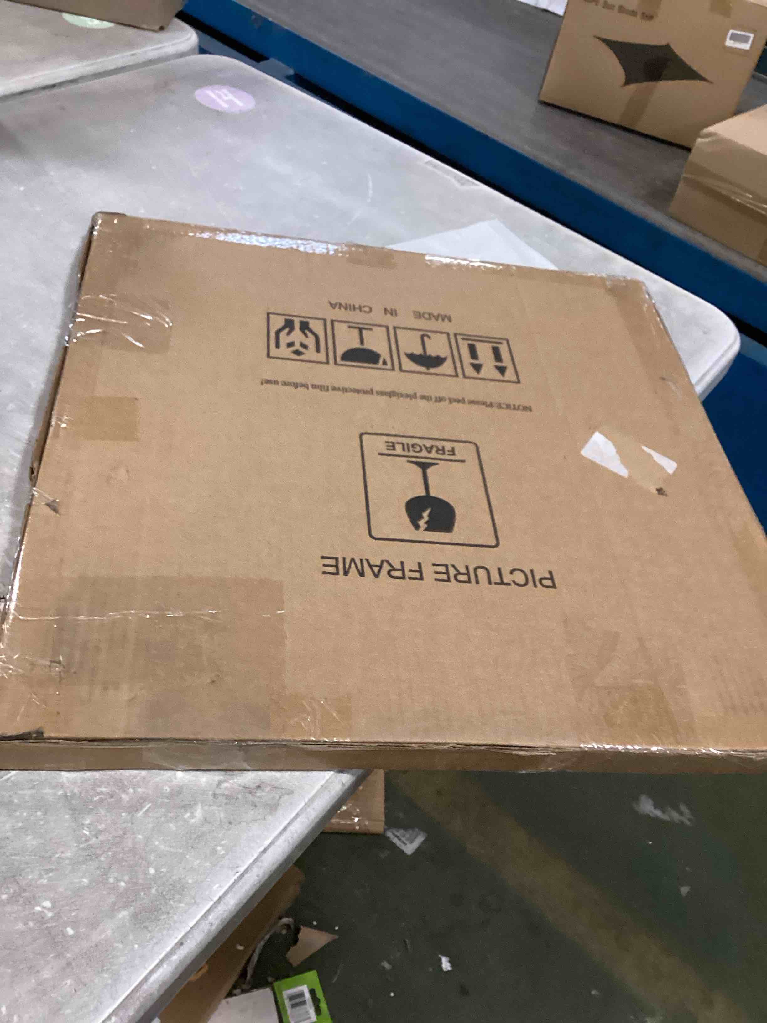 https://s3.amazonaws.com/lotting-images-prod/bidfta/GRN4259112_1738353300133.jpeg