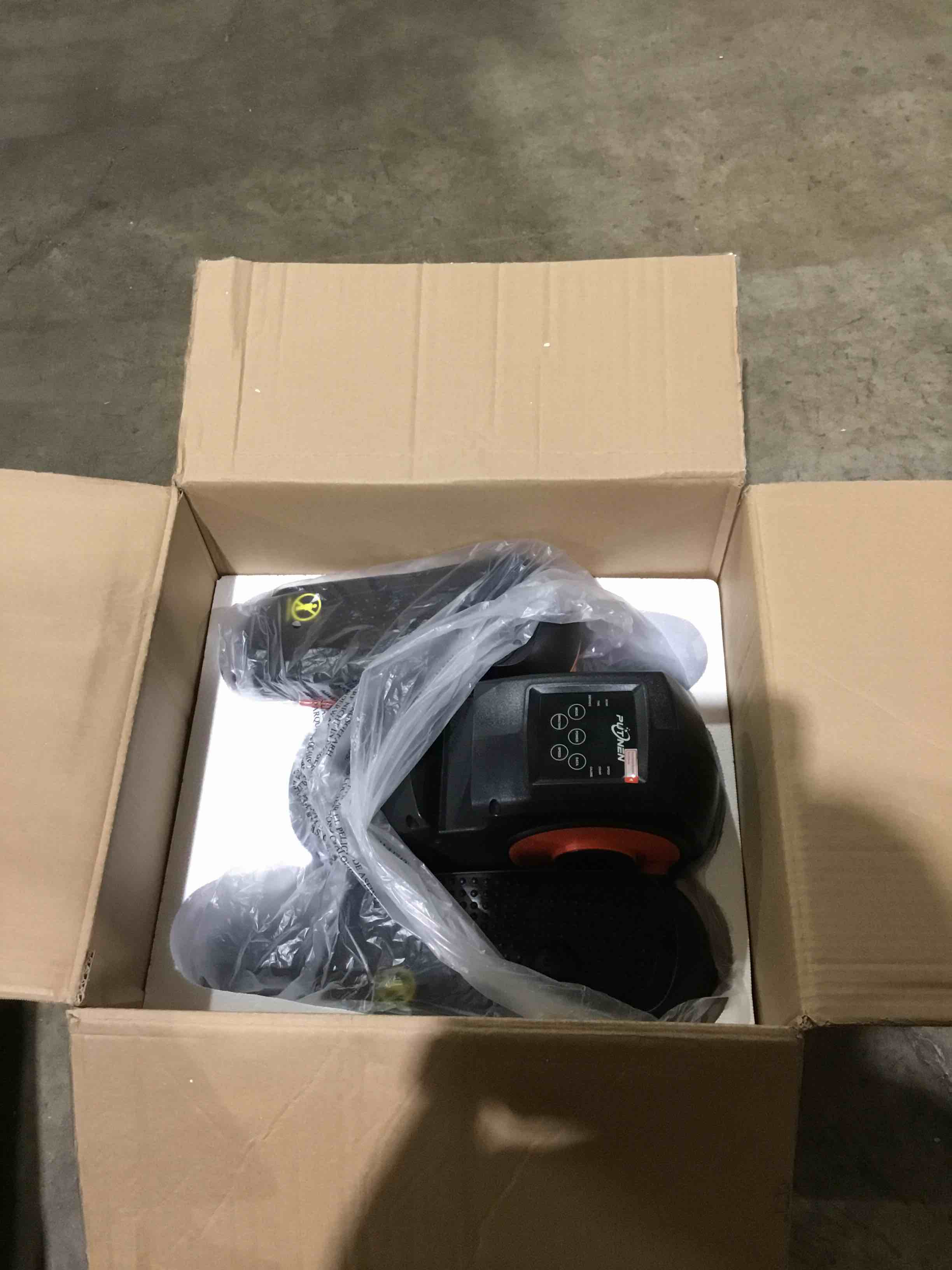 https://s3.amazonaws.com/lotting-images-prod/bidfta/GRN4261070_1751995660810.jpeg
