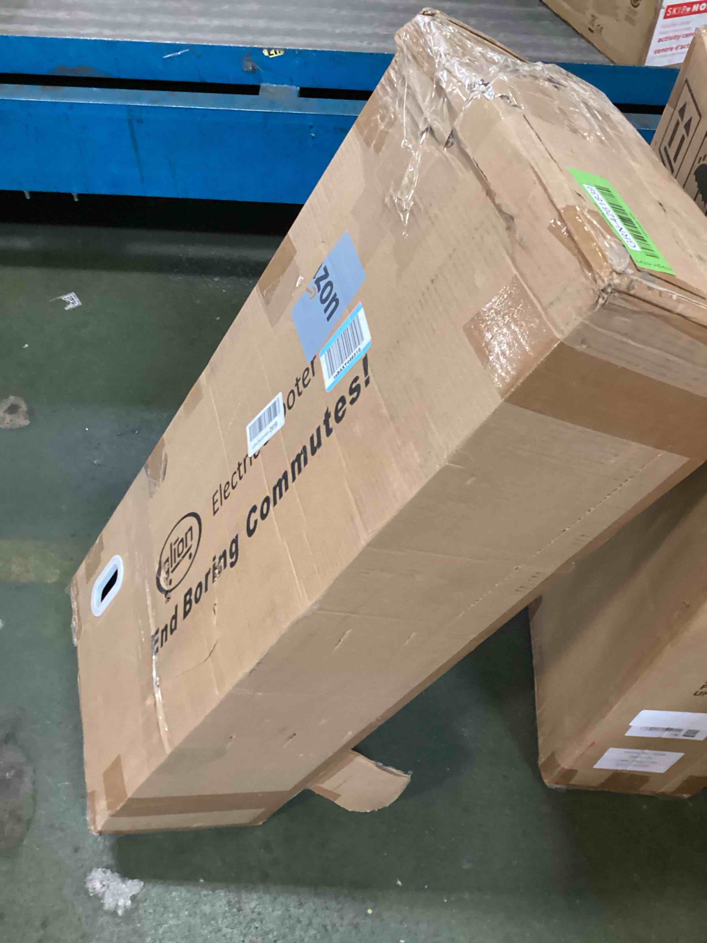 https://s3.amazonaws.com/lotting-images-prod/bidfta/GRN4261839_1751026458802.jpeg