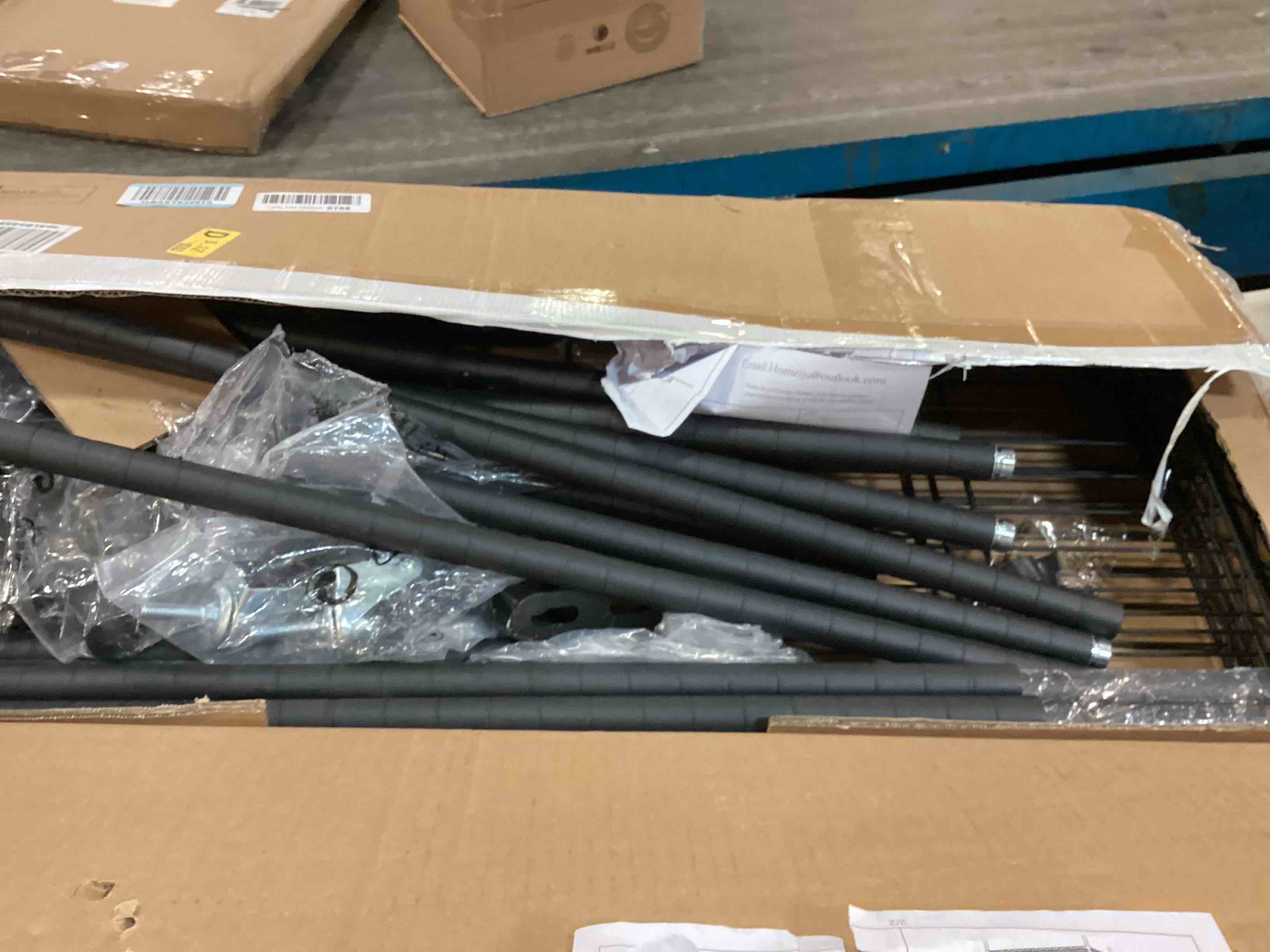 https://s3.amazonaws.com/lotting-images-prod/bidfta/GRN4261848_1751027155234.jpeg