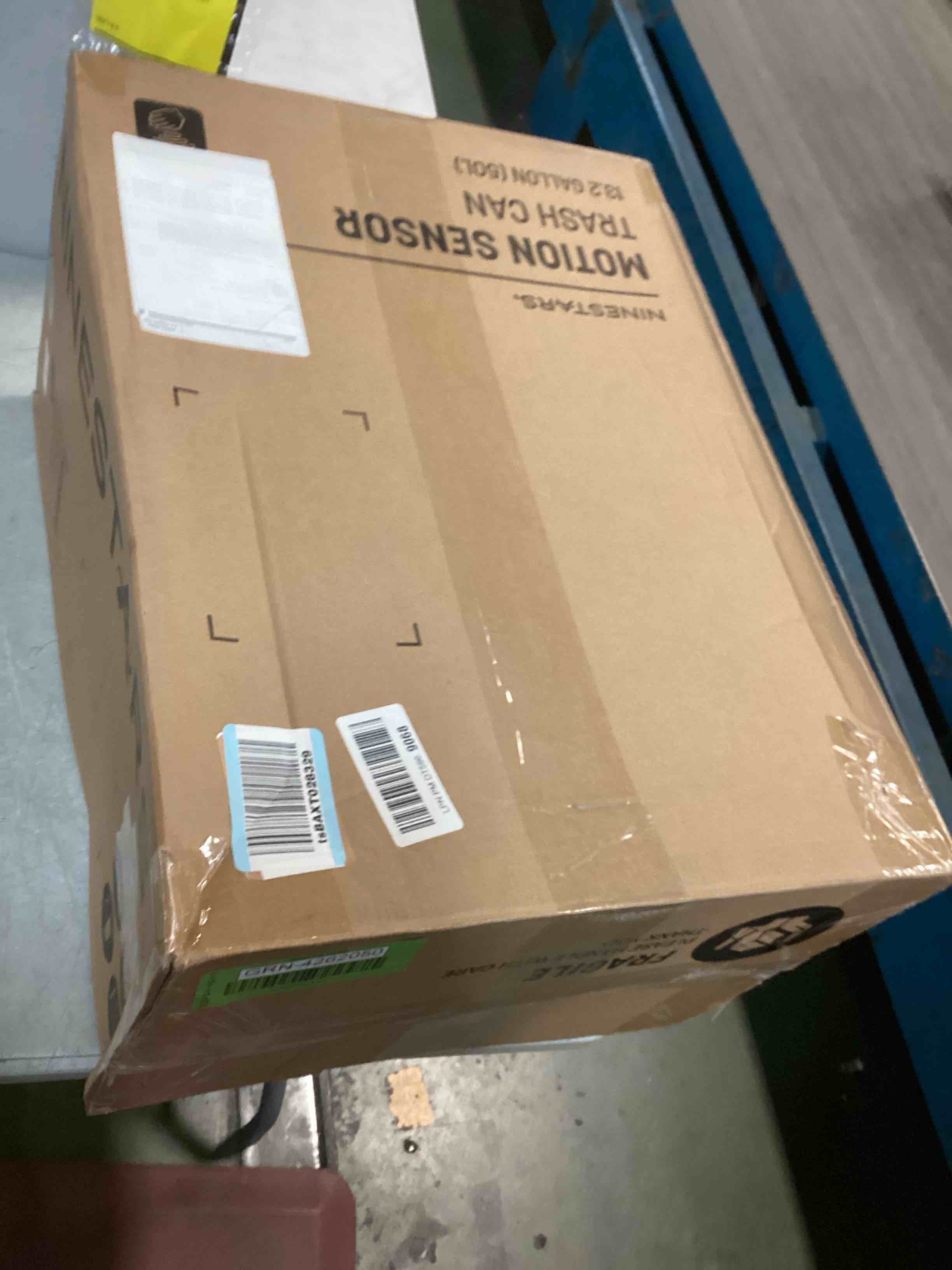 https://s3.amazonaws.com/lotting-images-prod/bidfta/GRN4262050_1744805322988.jpeg