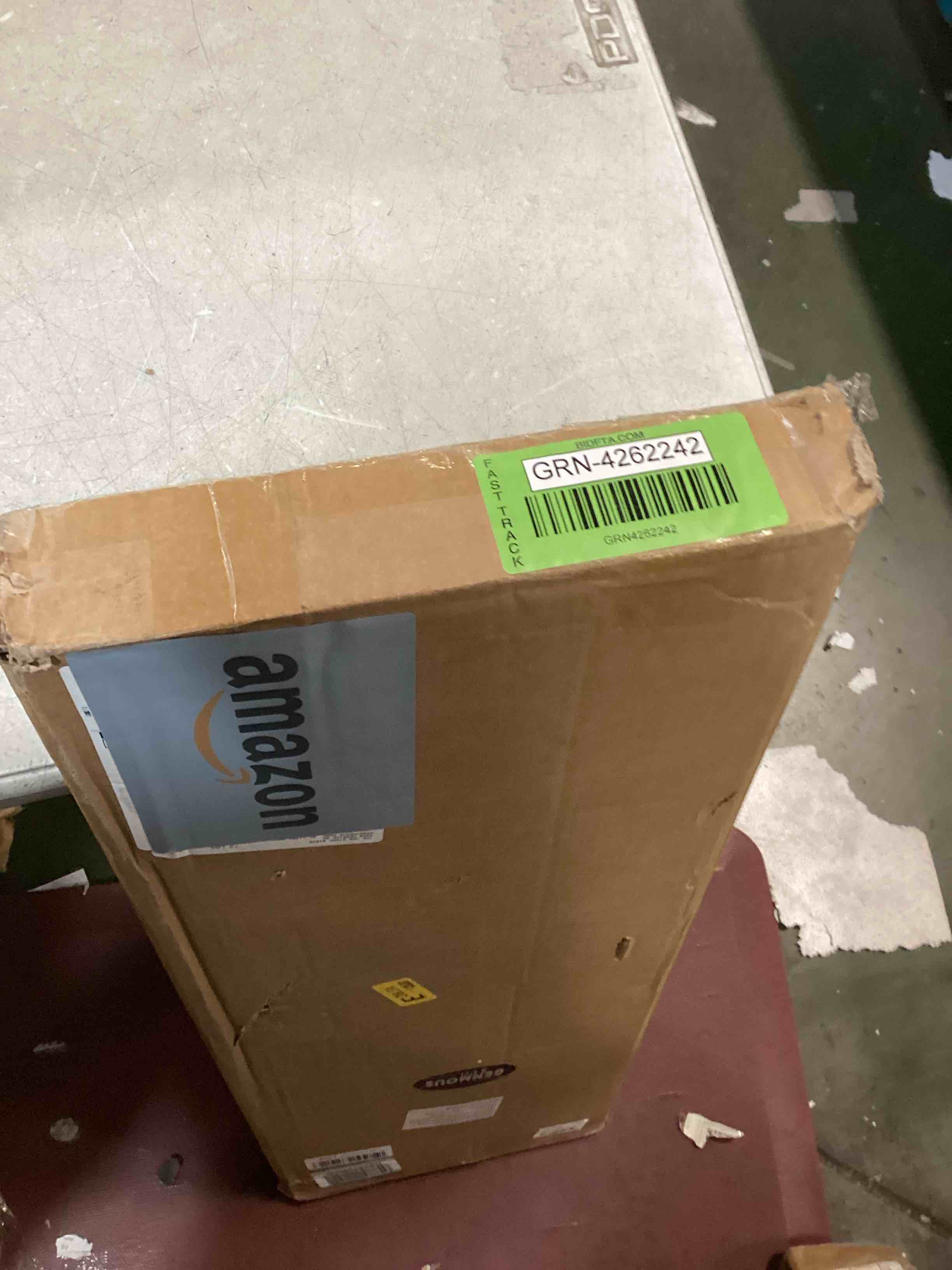 https://s3.amazonaws.com/lotting-images-prod/bidfta/GRN4262242_1744833192351.jpeg