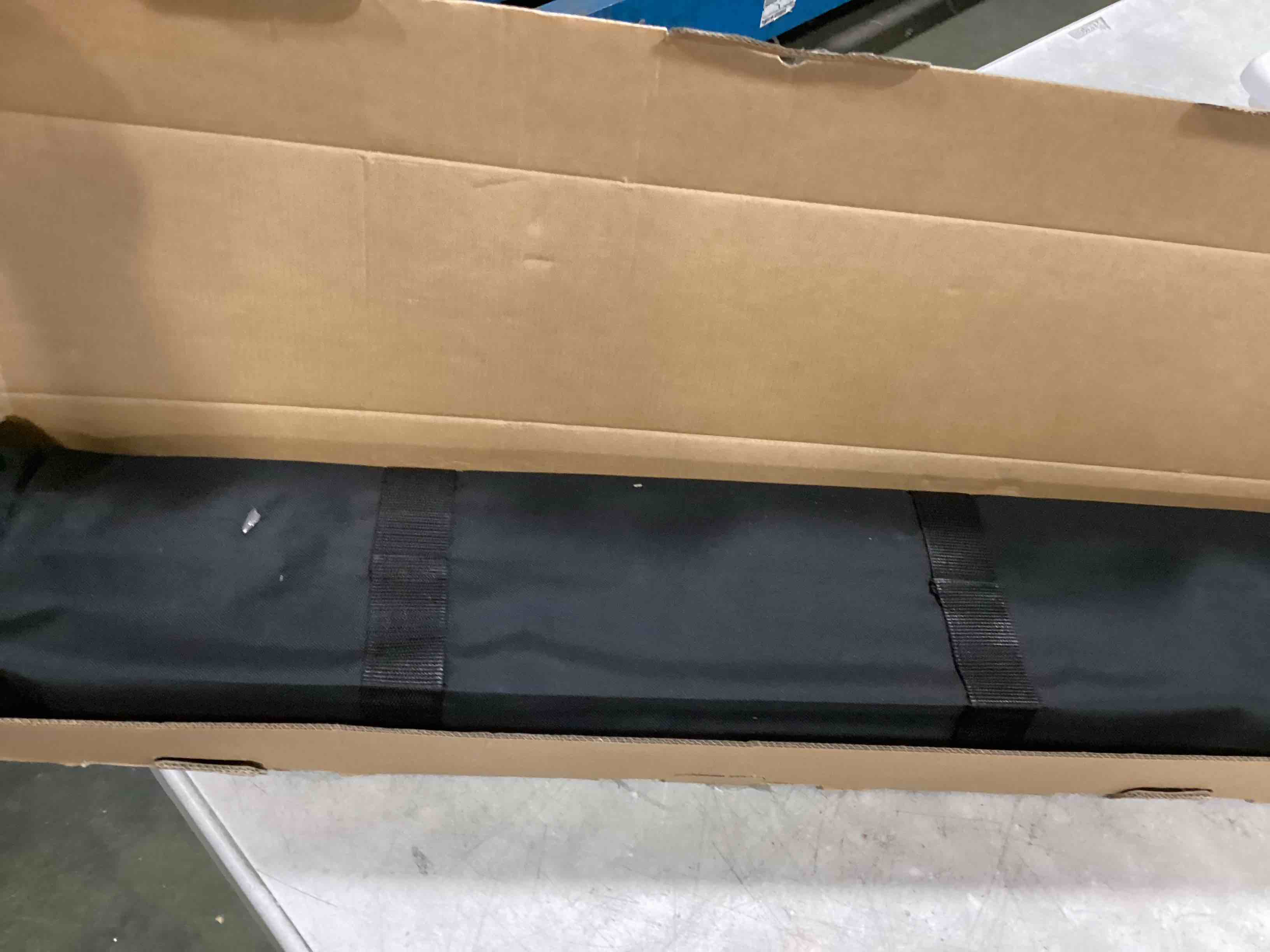 https://s3.amazonaws.com/lotting-images-prod/bidfta/GRN4262987_1749908002292.jpeg