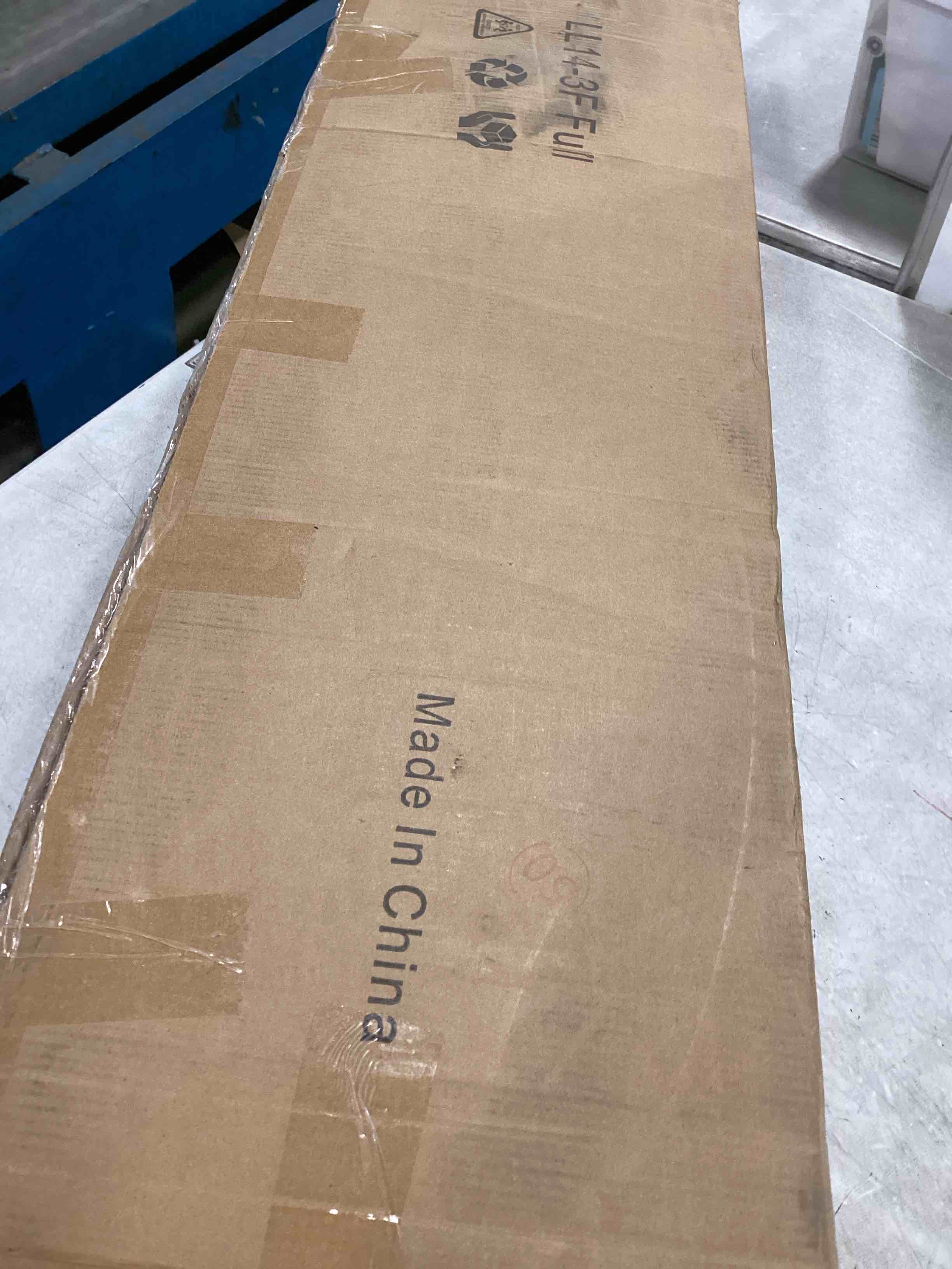 https://s3.amazonaws.com/lotting-images-prod/bidfta/GRN4262994_1749908620358.jpeg