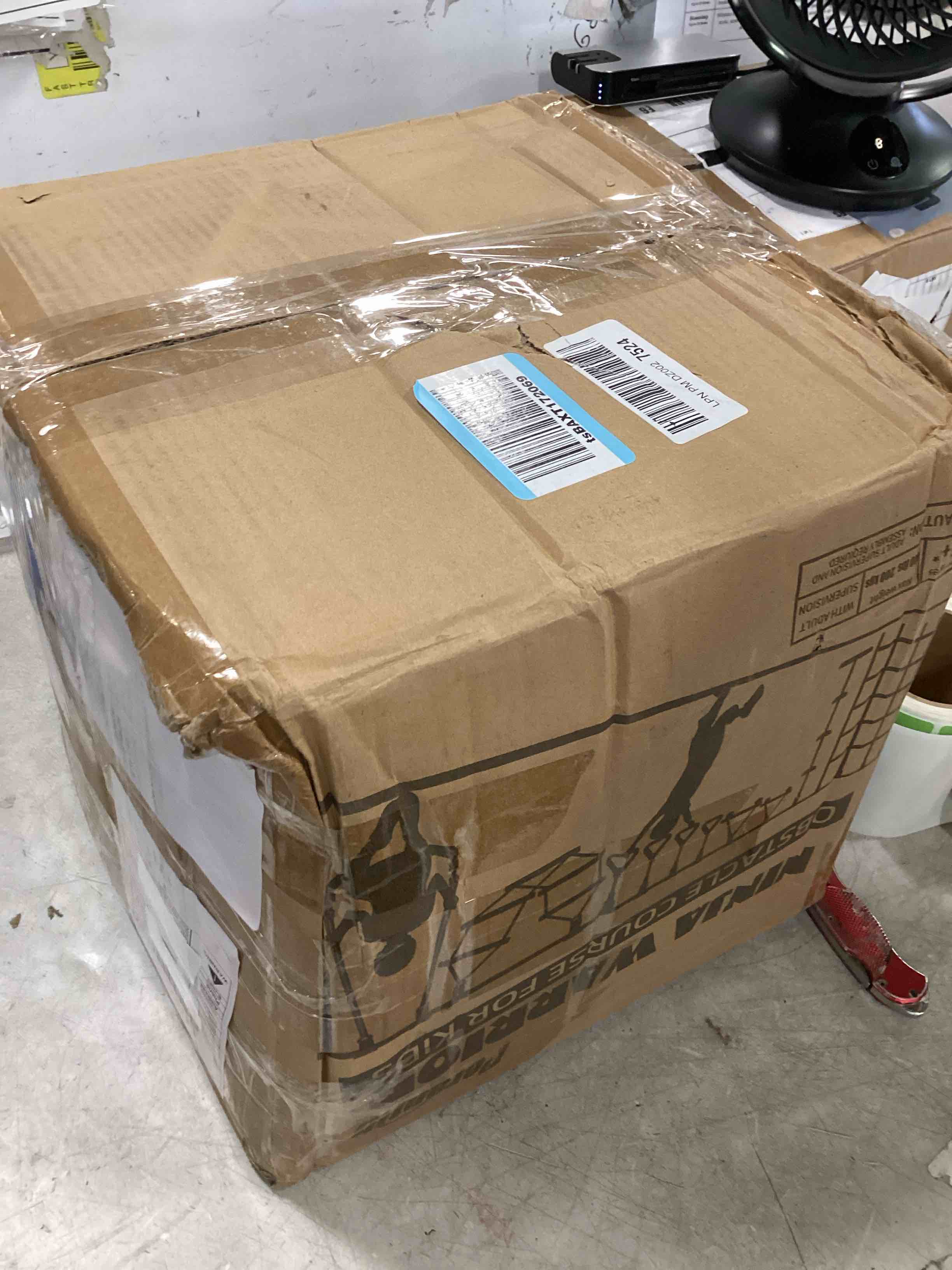 https://s3.amazonaws.com/lotting-images-prod/bidfta/GRN4263038_1749914656323.jpeg