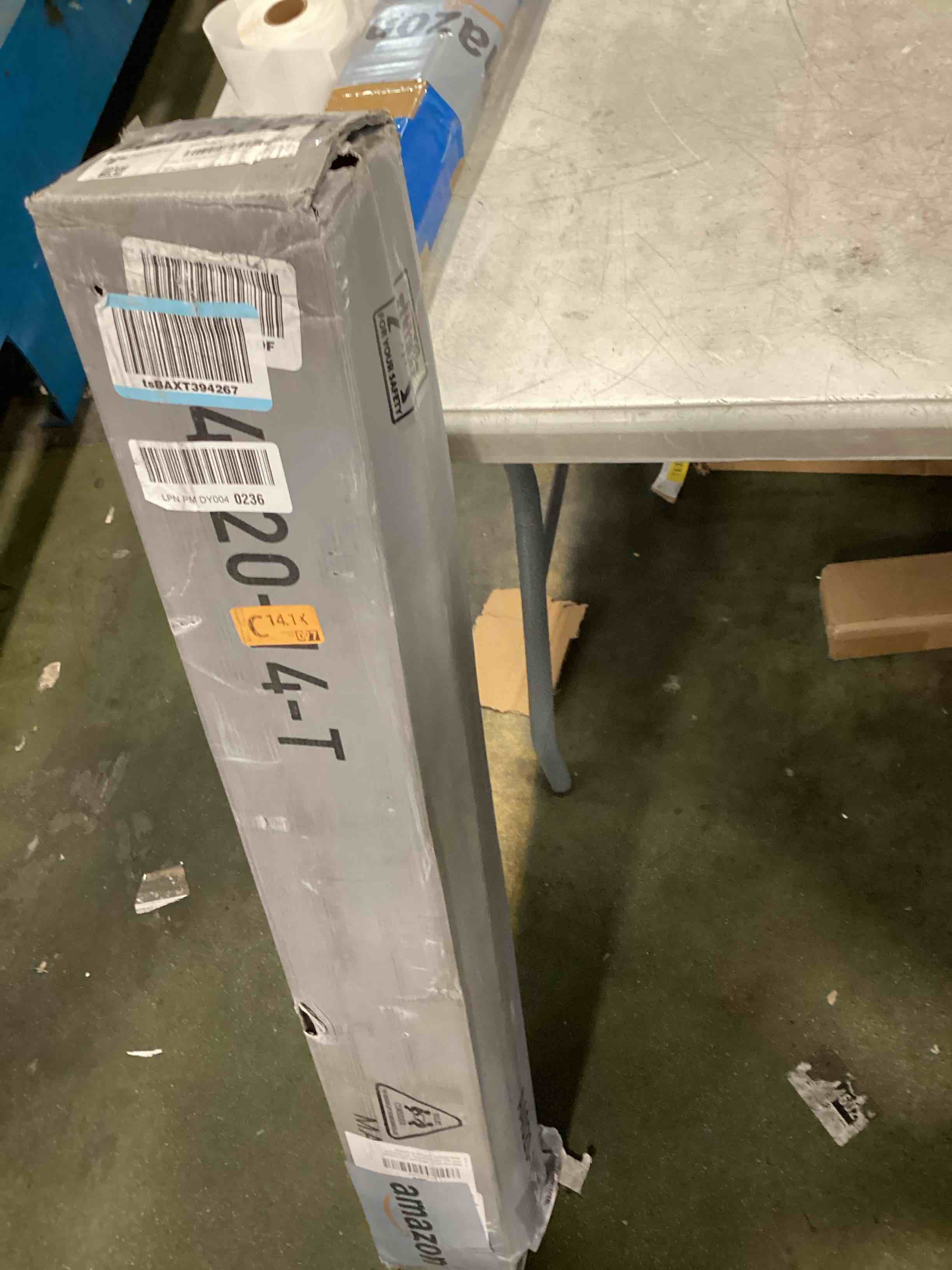https://s3.amazonaws.com/lotting-images-prod/bidfta/GRN4263039_1749914701404.jpeg