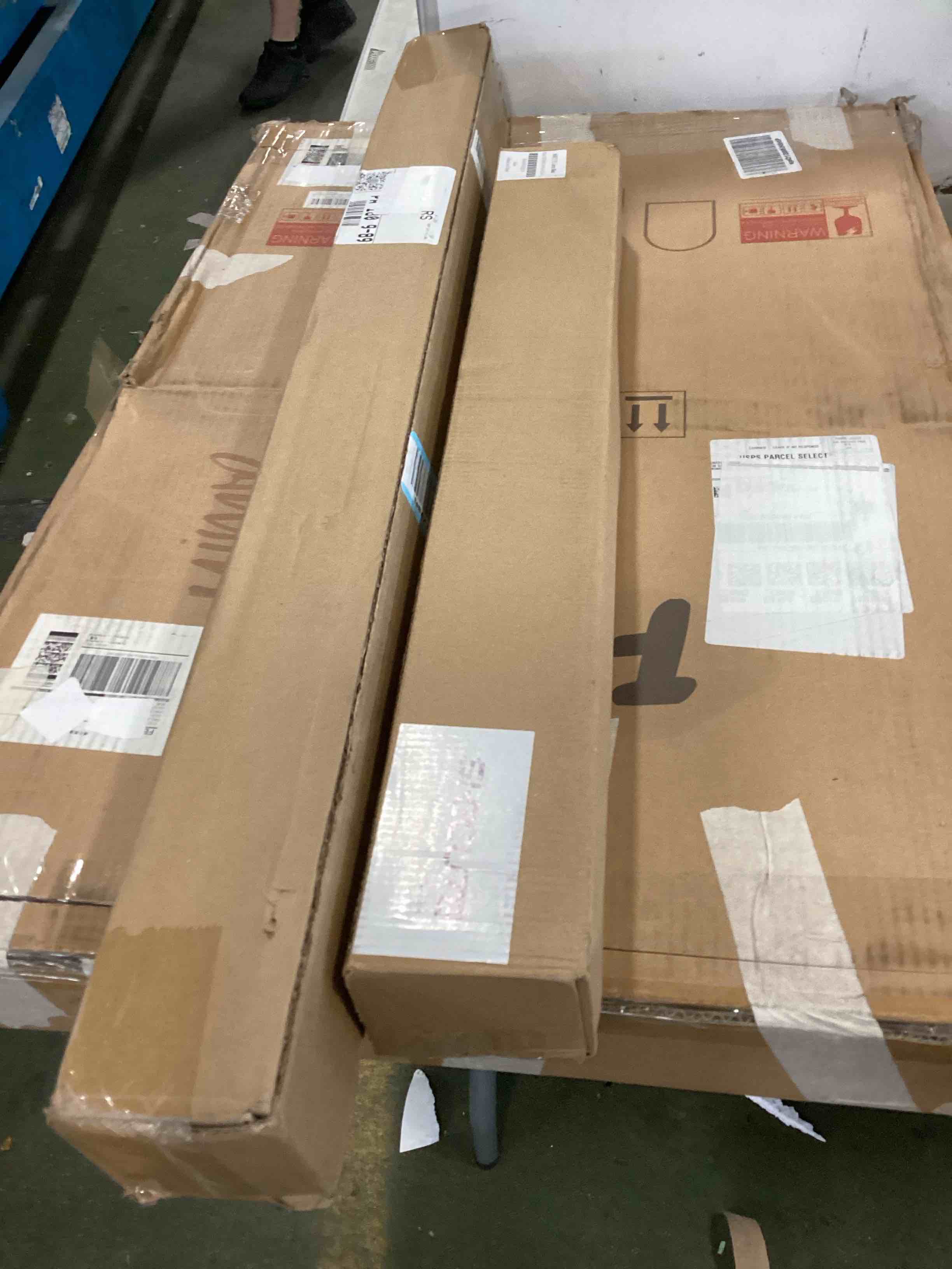 https://s3.amazonaws.com/lotting-images-prod/bidfta/GRN4263098_1749927504796.jpeg