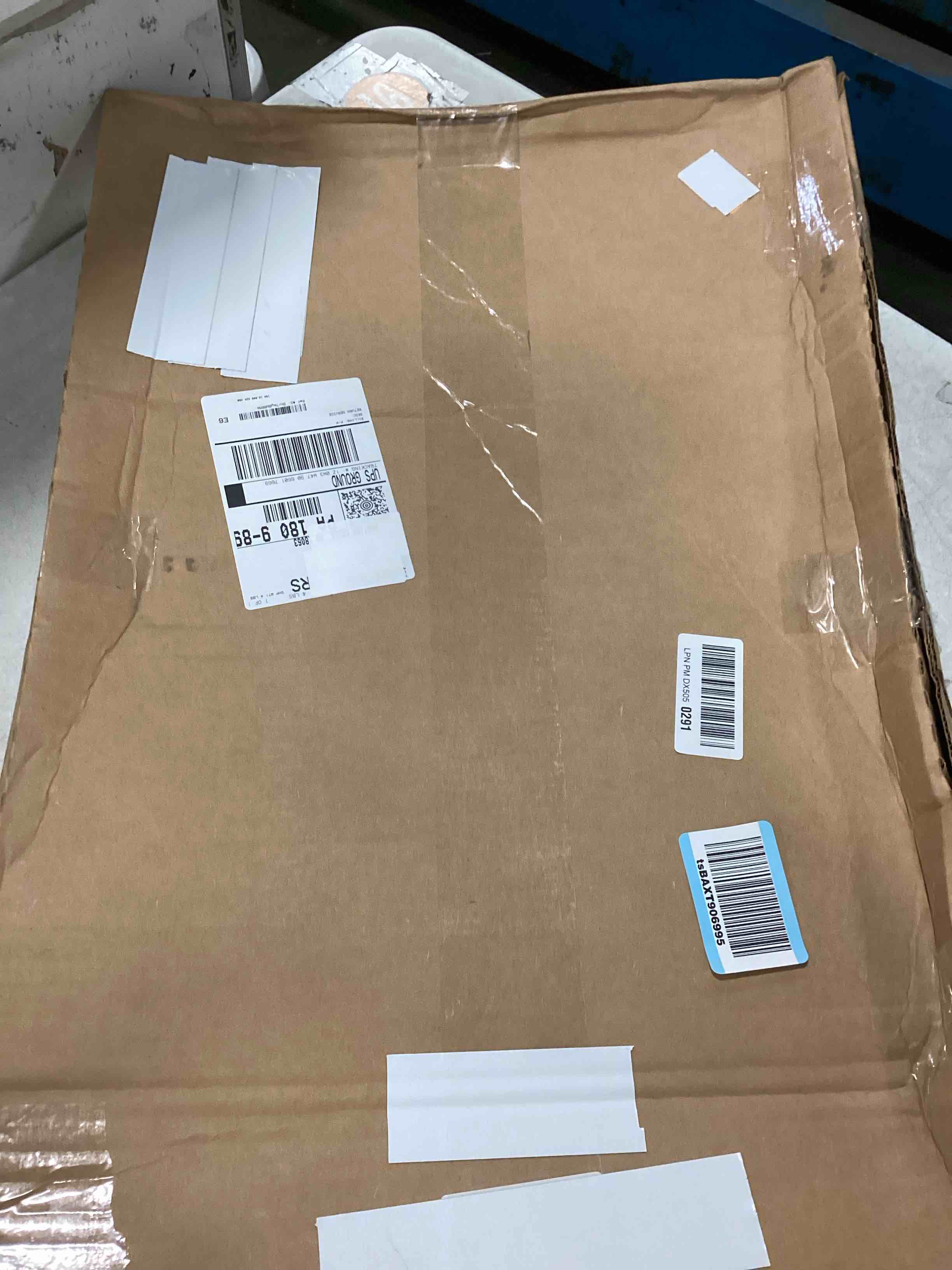 https://s3.amazonaws.com/lotting-images-prod/bidfta/GRN4264300_1749137845038.jpeg