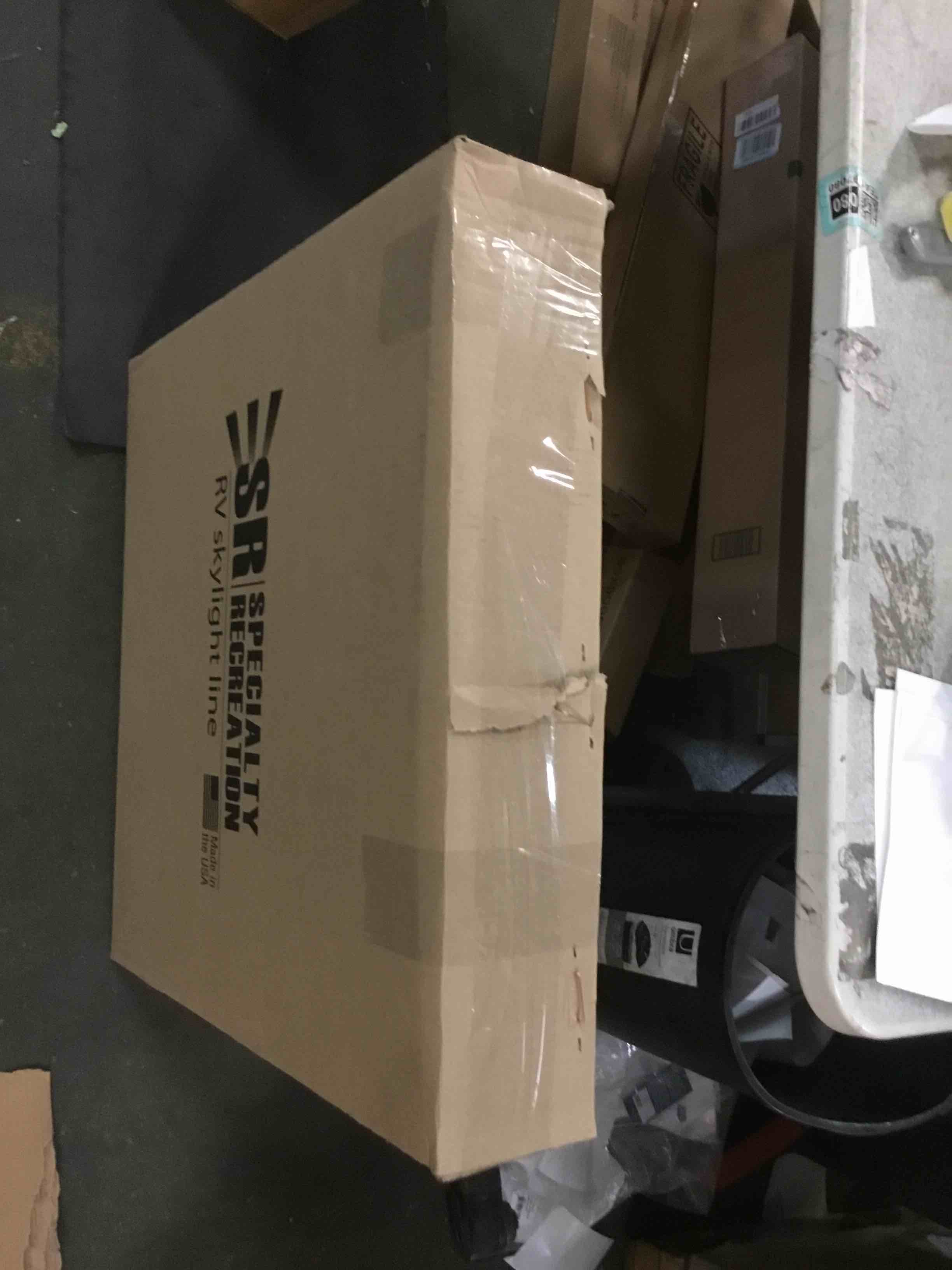 https://s3.amazonaws.com/lotting-images-prod/bidfta/GRN4265153_1738787079695.jpeg