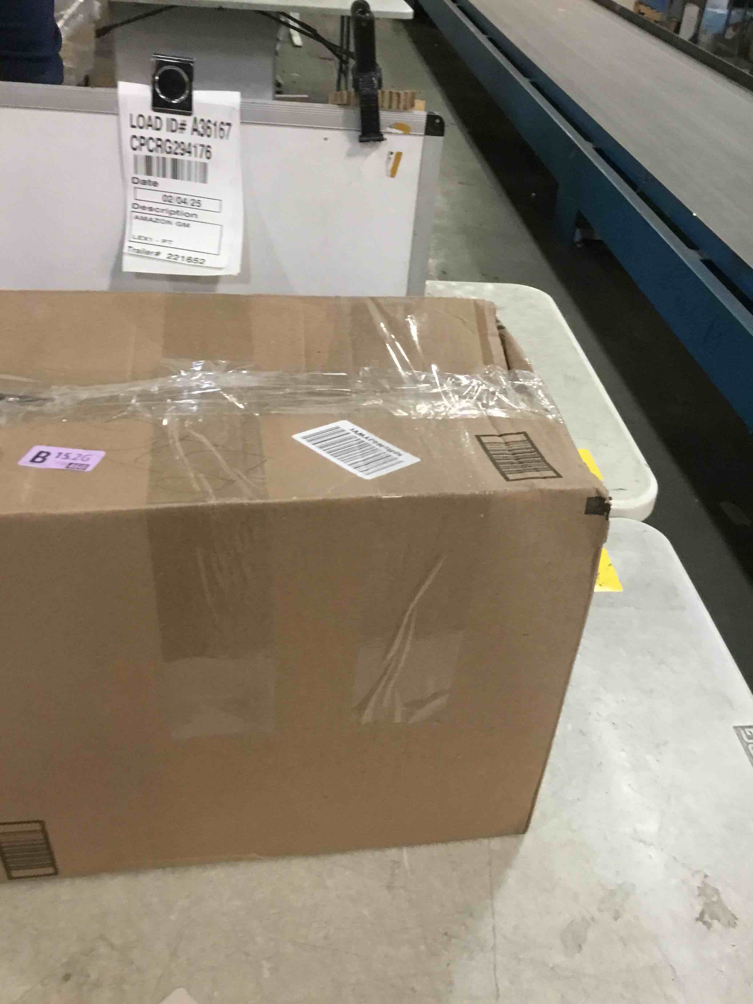https://s3.amazonaws.com/lotting-images-prod/bidfta/GRN4265190_1738846125576.jpeg
