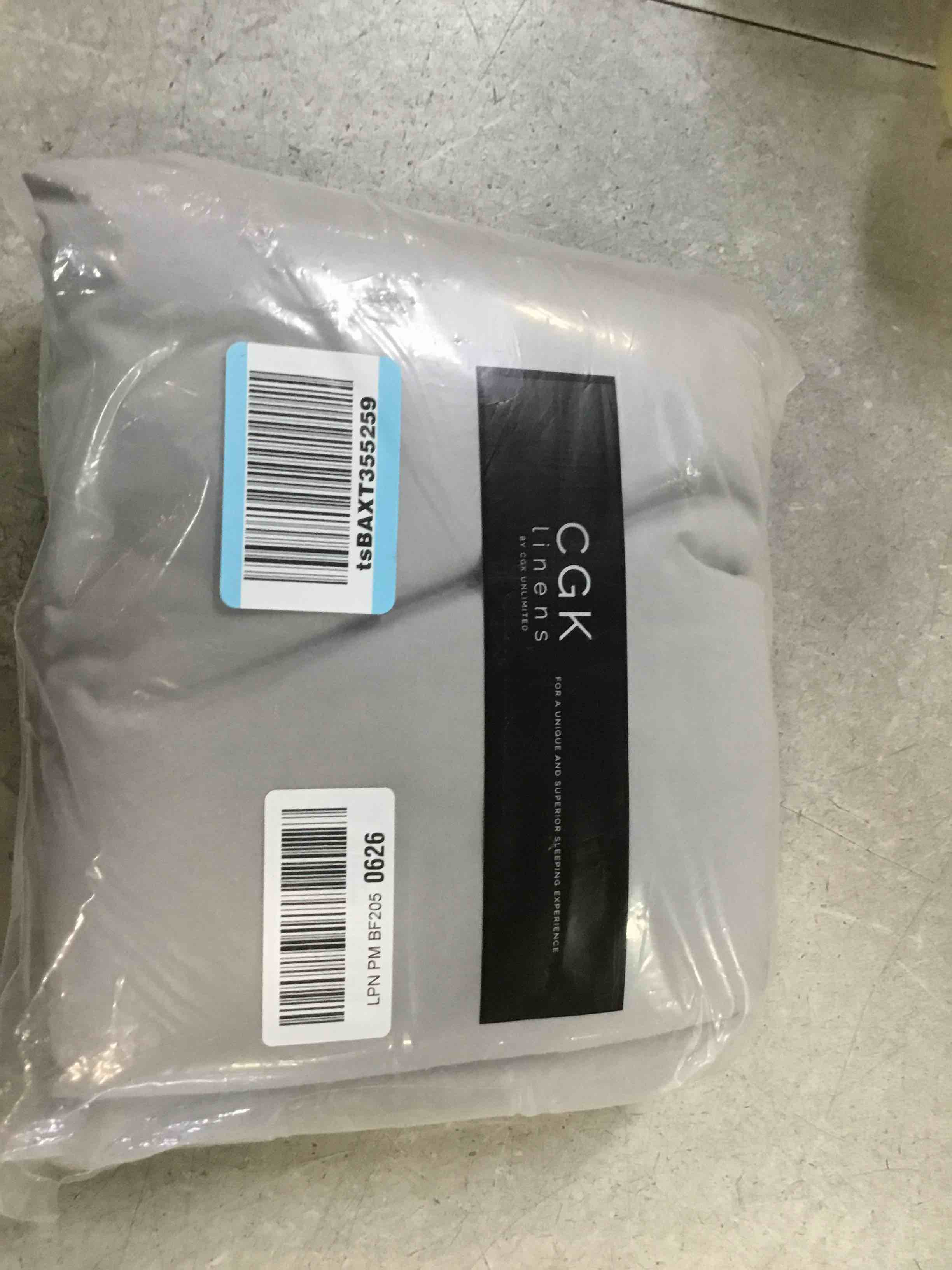 https://s3.amazonaws.com/lotting-images-prod/bidfta/GRN4265326_1738861886470.jpeg