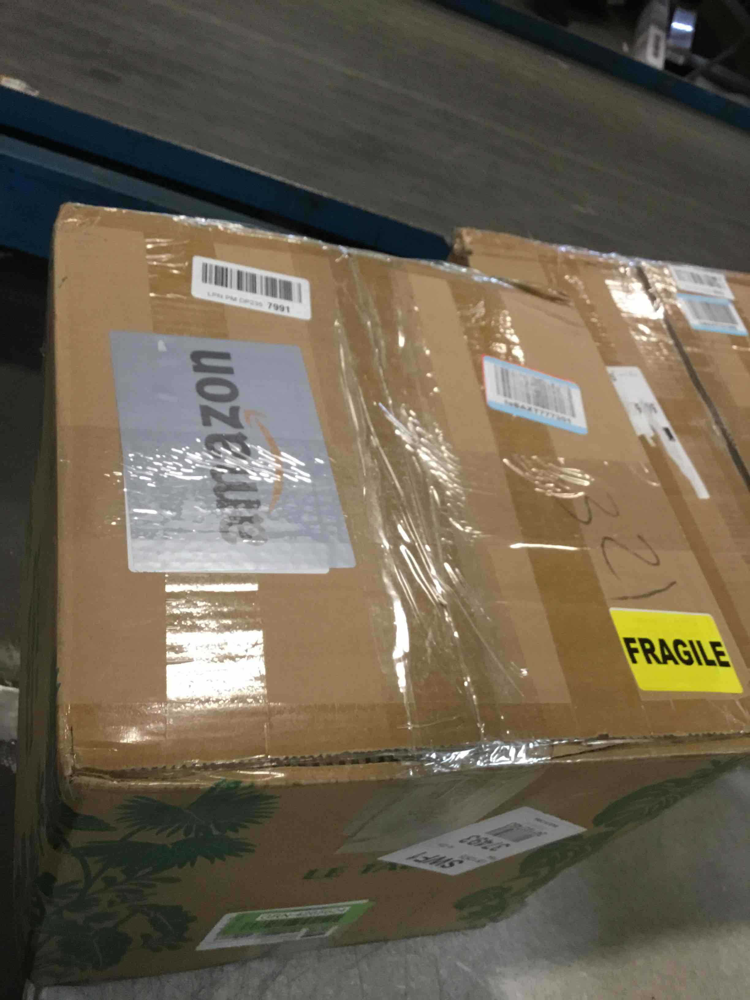 https://s3.amazonaws.com/lotting-images-prod/bidfta/GRN4265624_1738956090516.jpeg