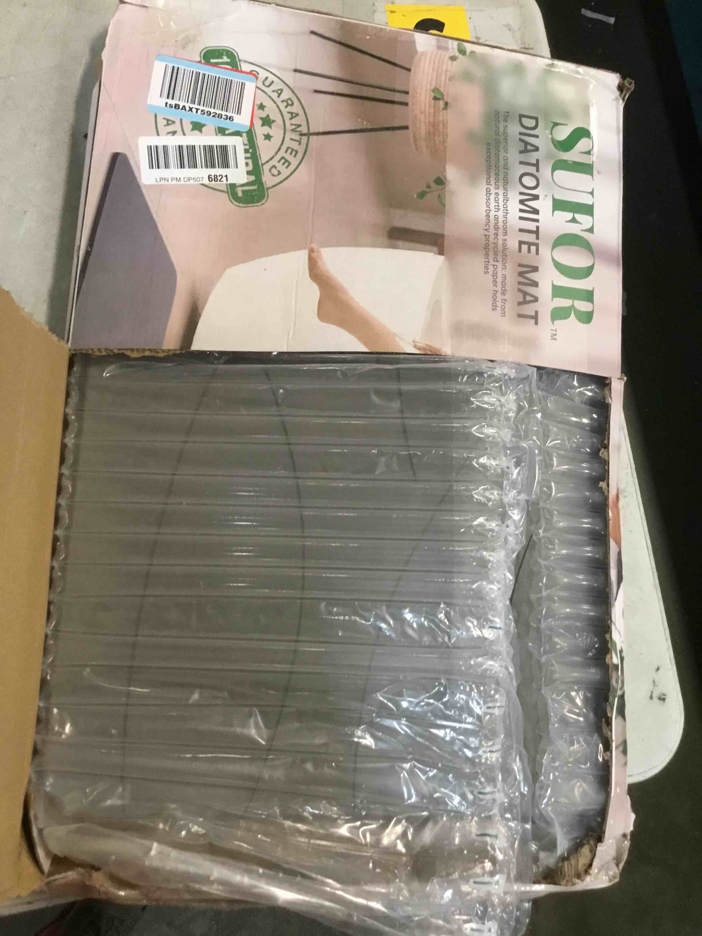 https://s3.amazonaws.com/lotting-images-prod/bidfta/GRN4265689_1739195180553.jpeg