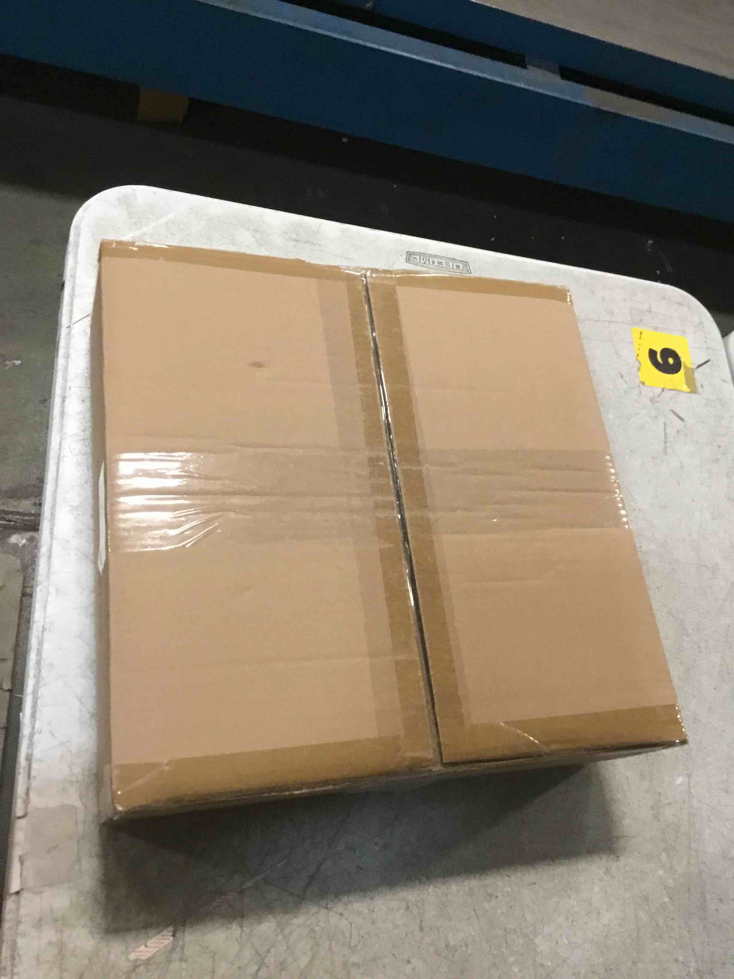 https://s3.amazonaws.com/lotting-images-prod/bidfta/GRN4266358_1739462323399.jpeg
