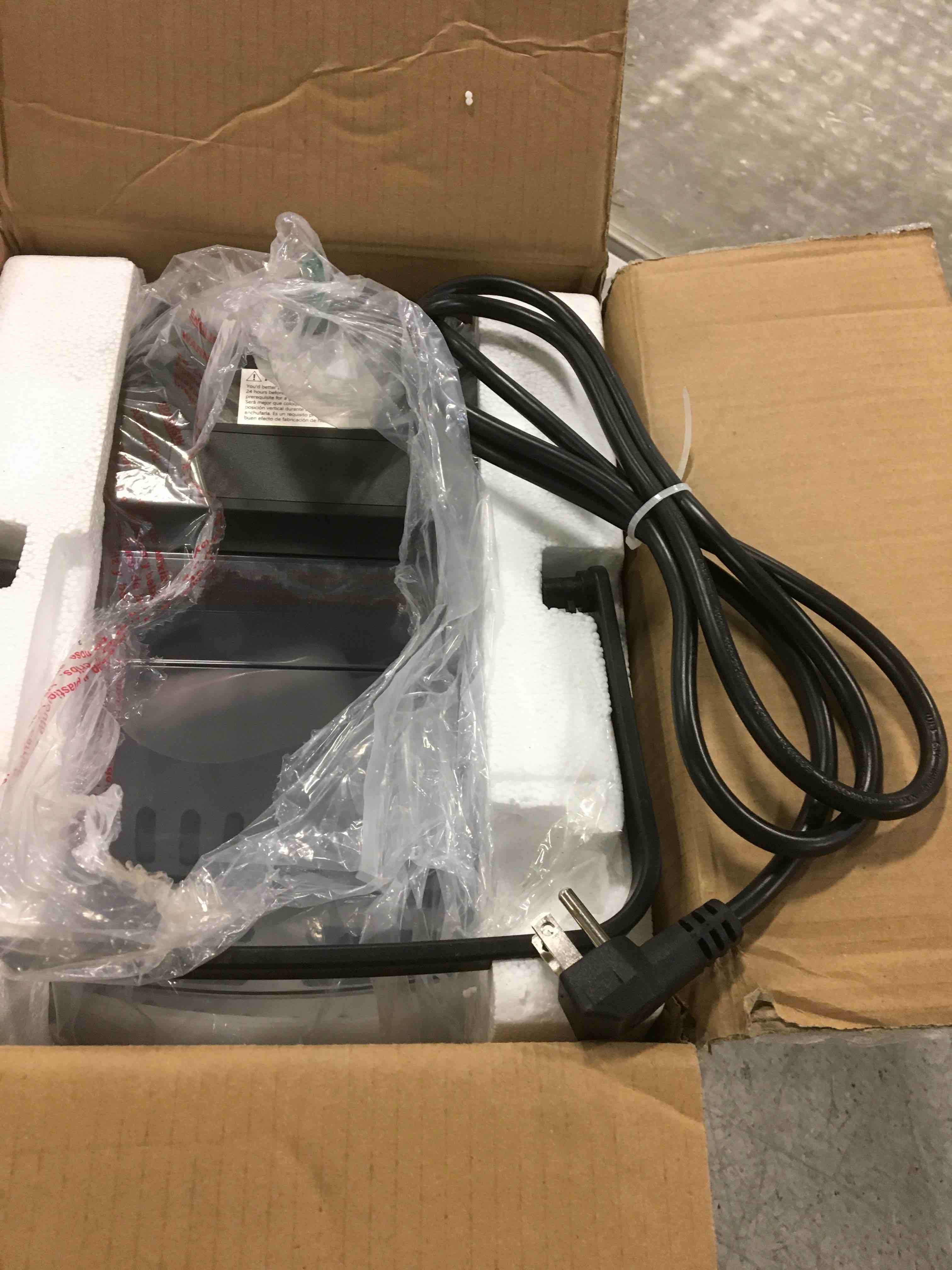 https://s3.amazonaws.com/lotting-images-prod/bidfta/GRN4266775_1743771895292.jpeg