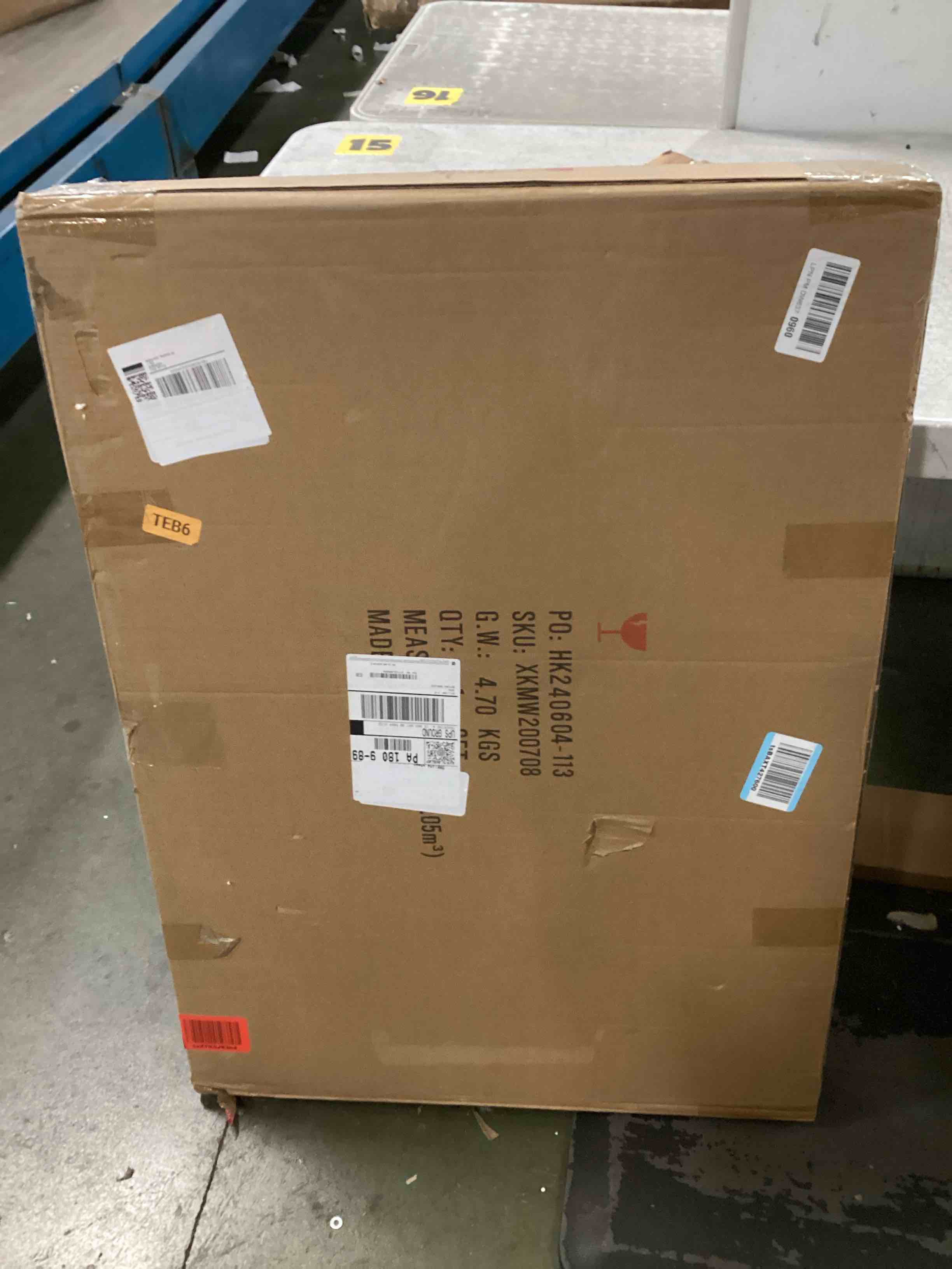 https://s3.amazonaws.com/lotting-images-prod/bidfta/GRN4266913_1743791165802.jpeg