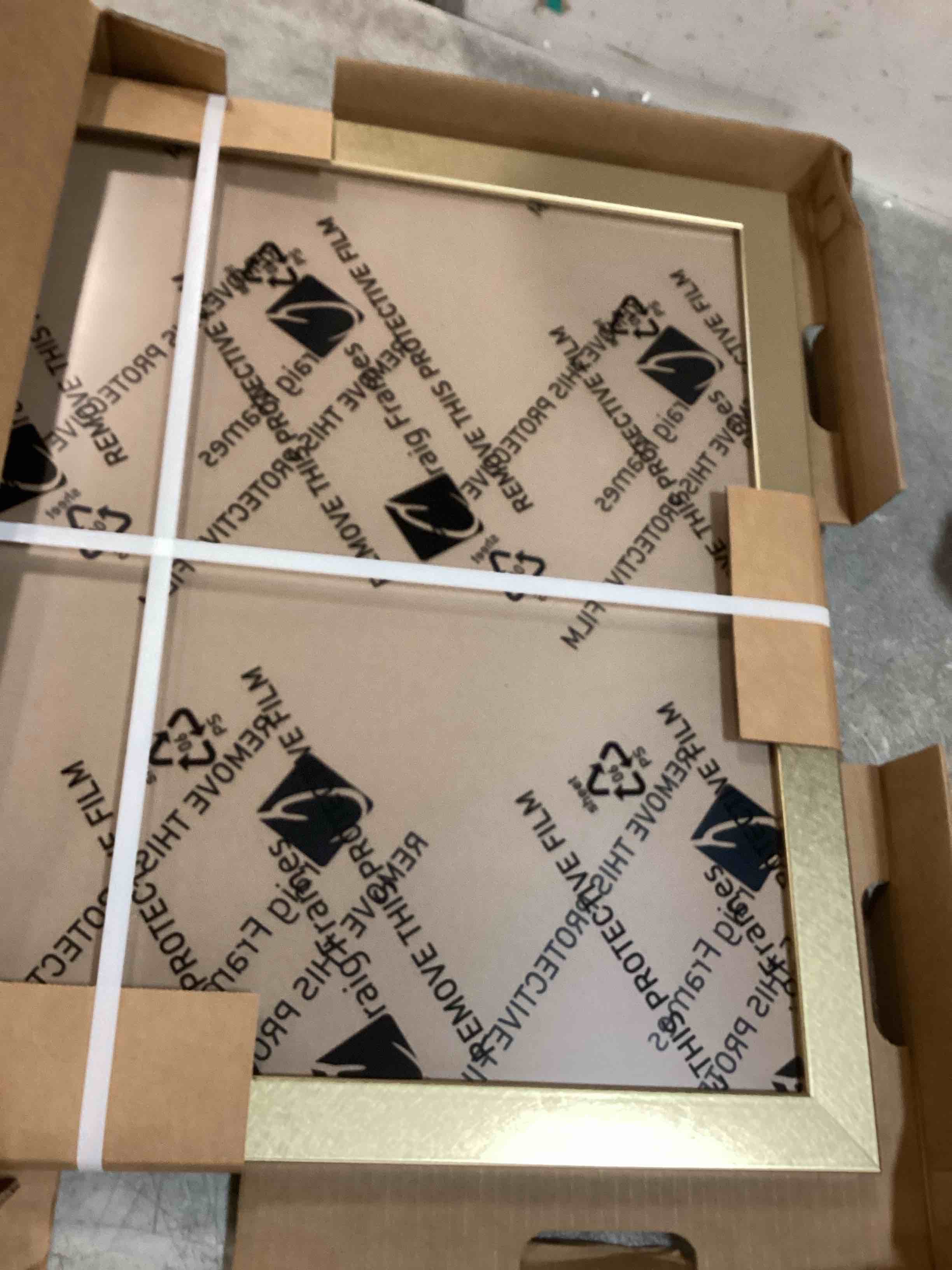 https://s3.amazonaws.com/lotting-images-prod/bidfta/GRN4267282_1744133883321.jpeg